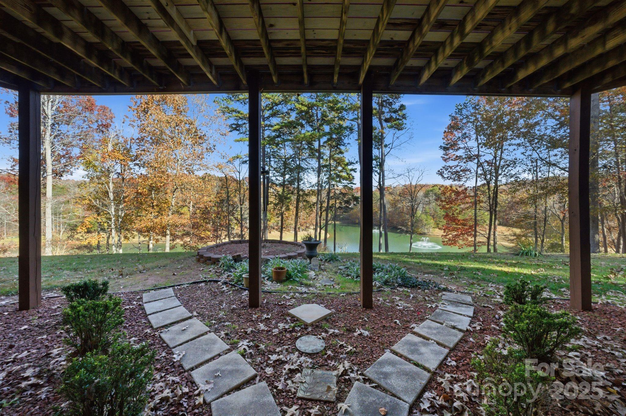 211 Harbor Ridge Drive