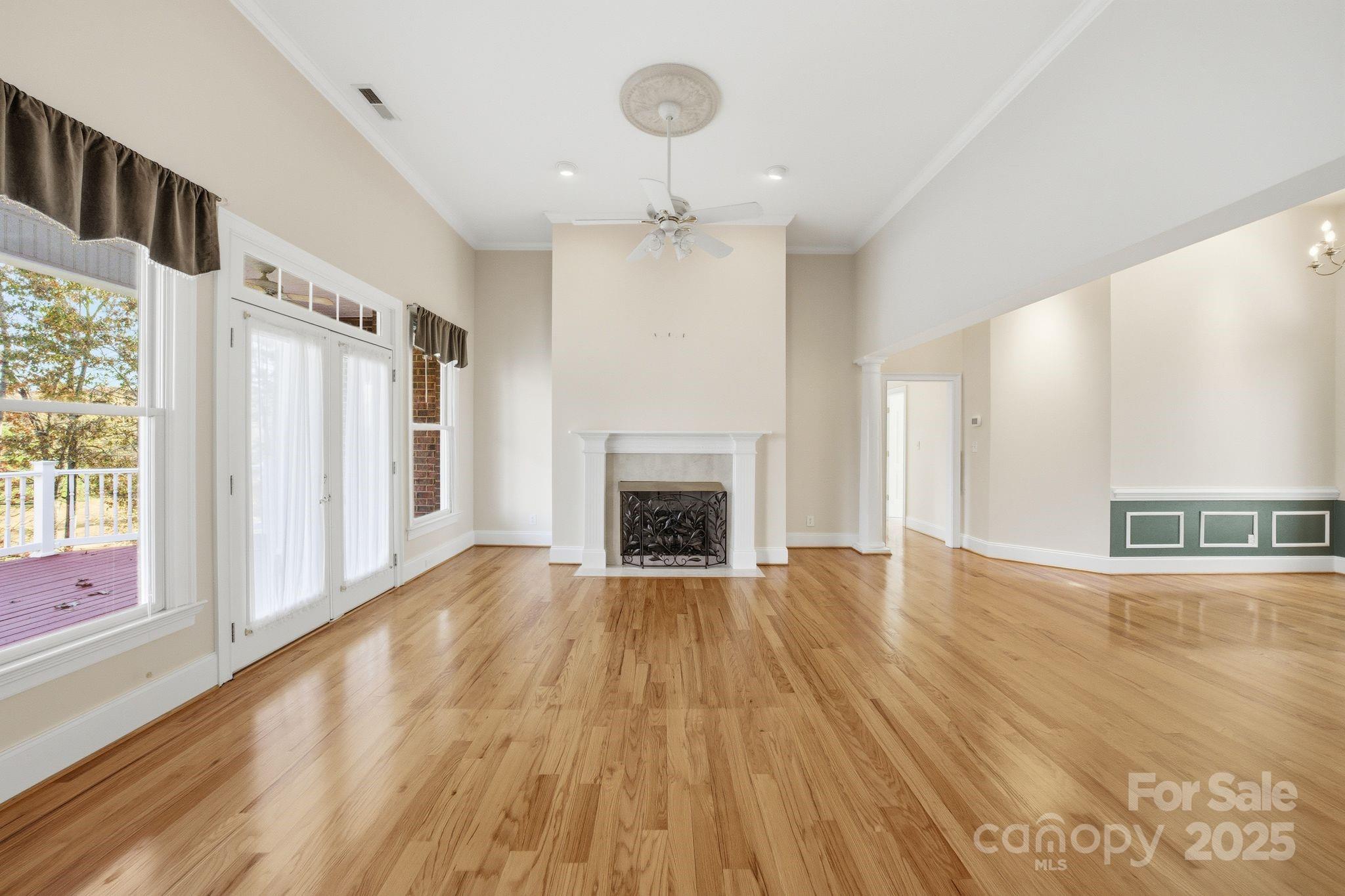 211 Harbor Ridge Drive