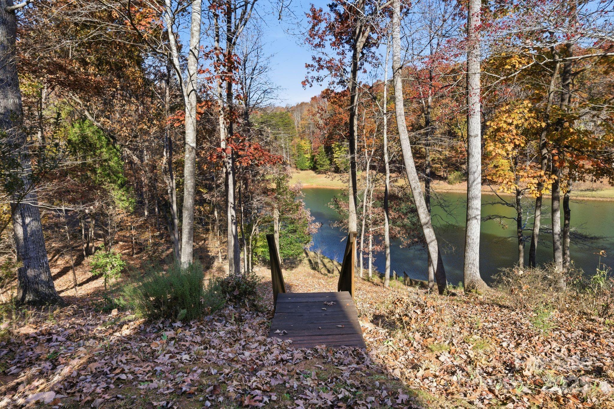 211 Harbor Ridge Drive