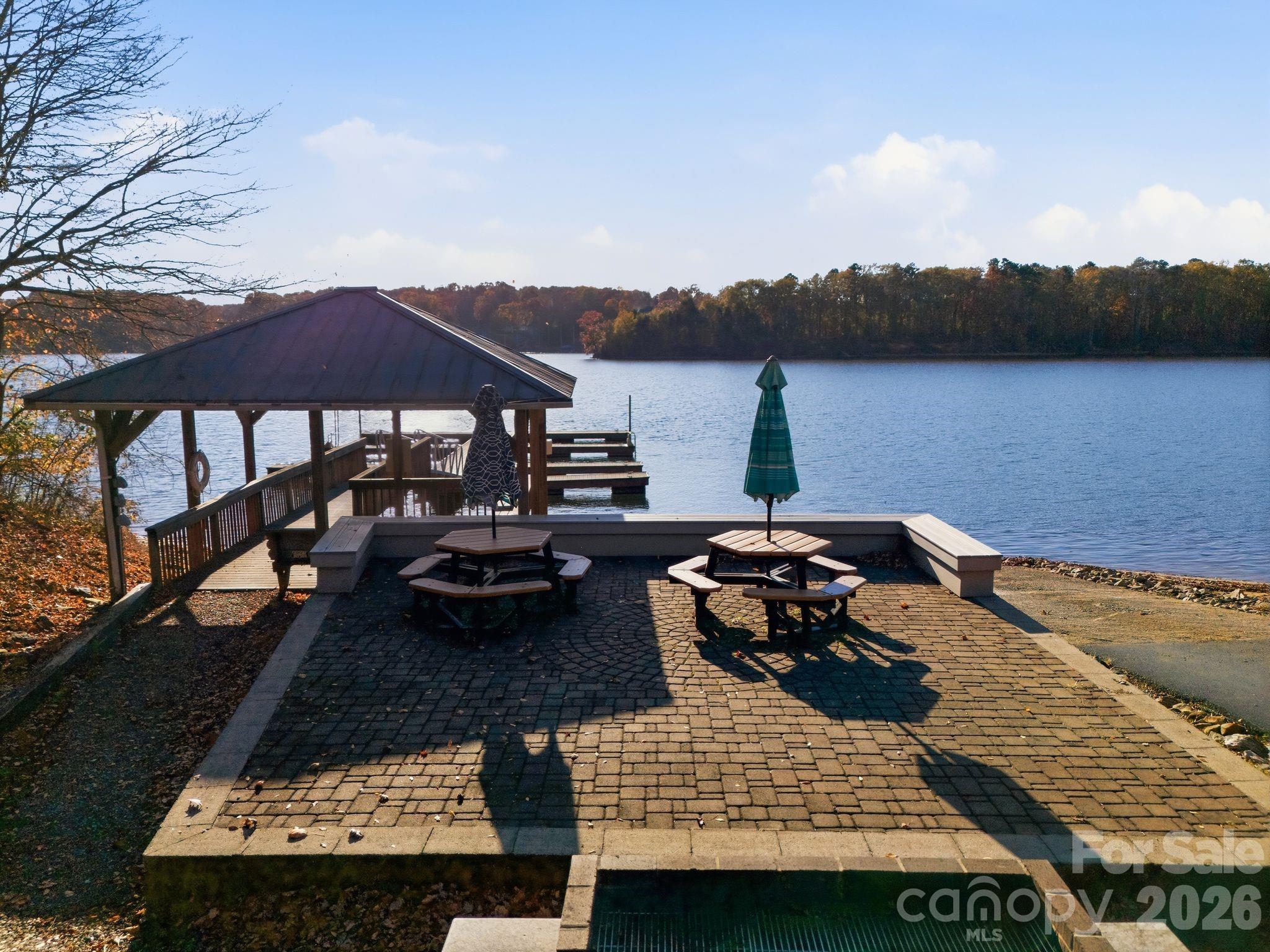 211 Harbor Ridge Drive