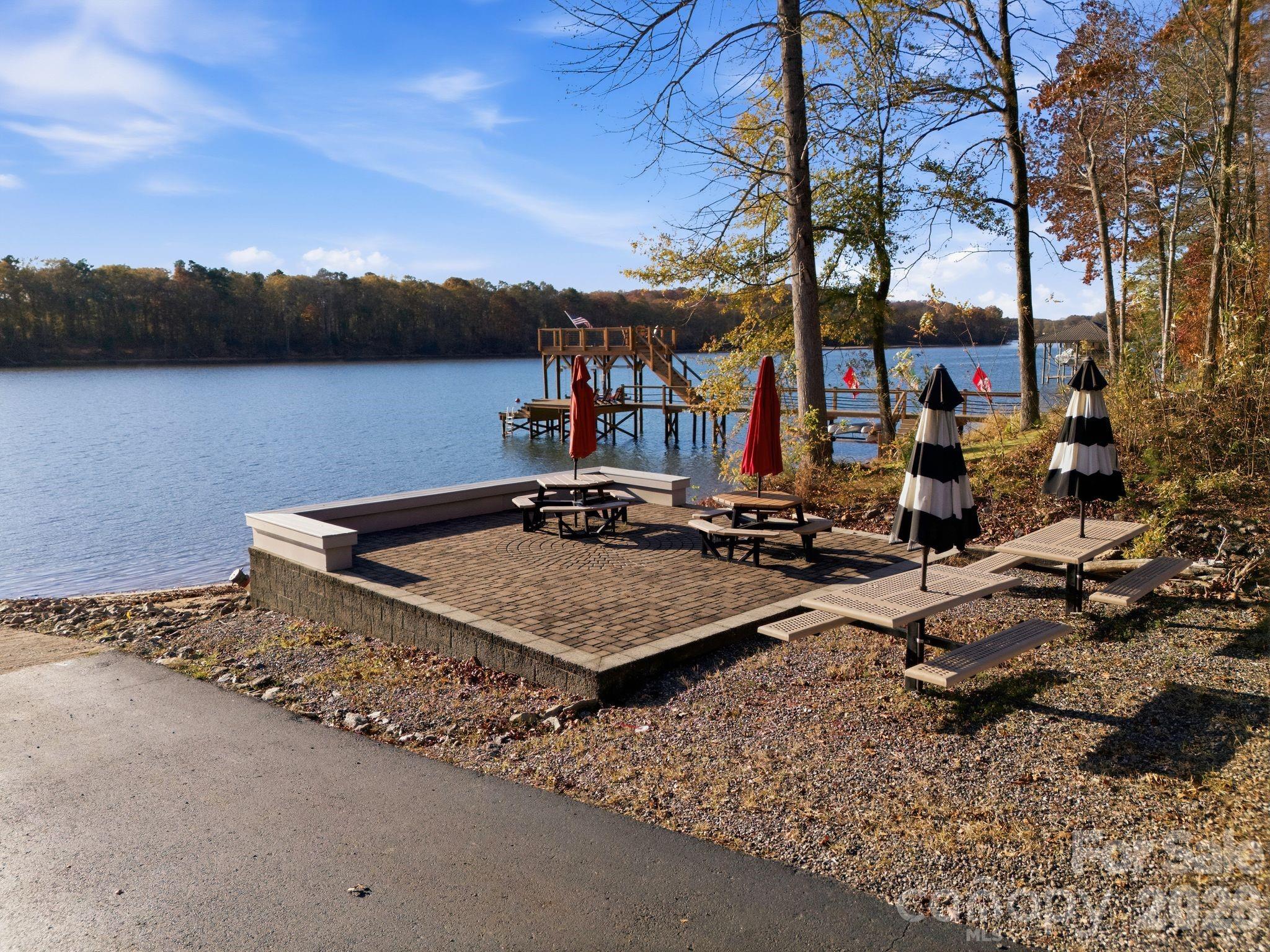 211 Harbor Ridge Drive