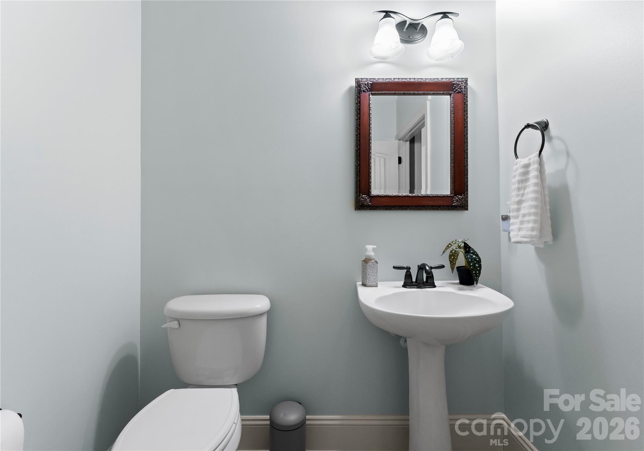 860 Arrow Point Lane