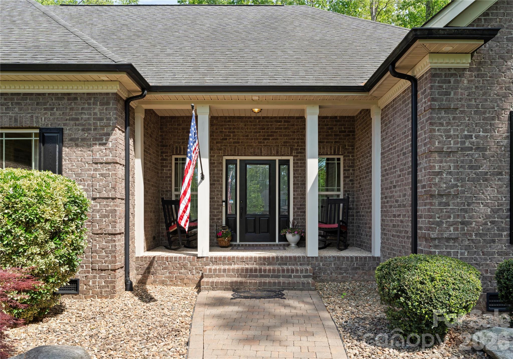 860 Arrow Point Lane