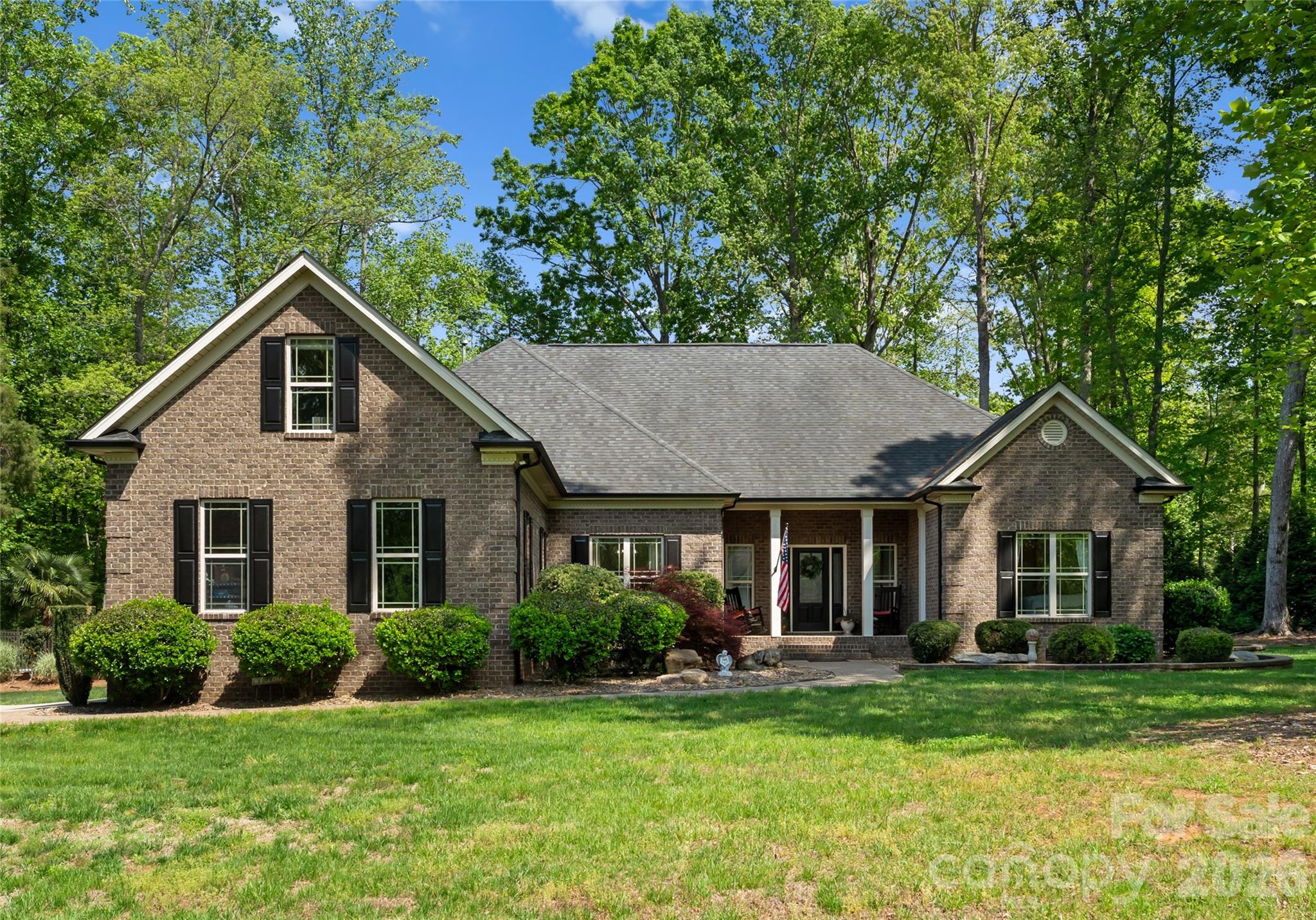 860 Arrow Point Lane