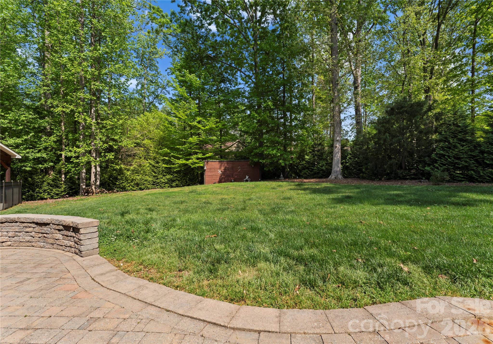 860 Arrow Point Lane