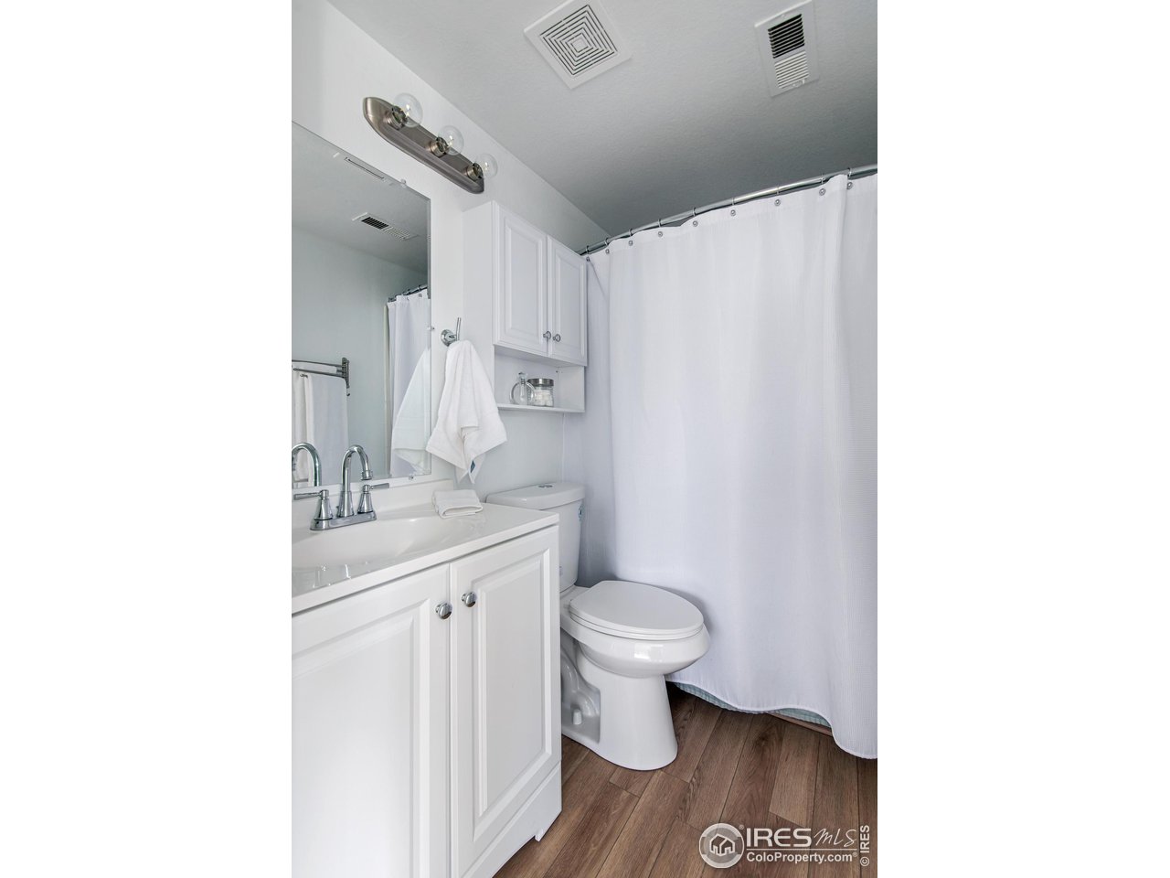 7479 Singing Hills Dr F