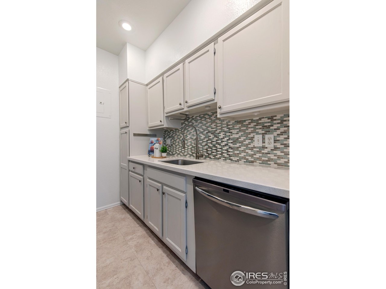 7479 Singing Hills Dr F