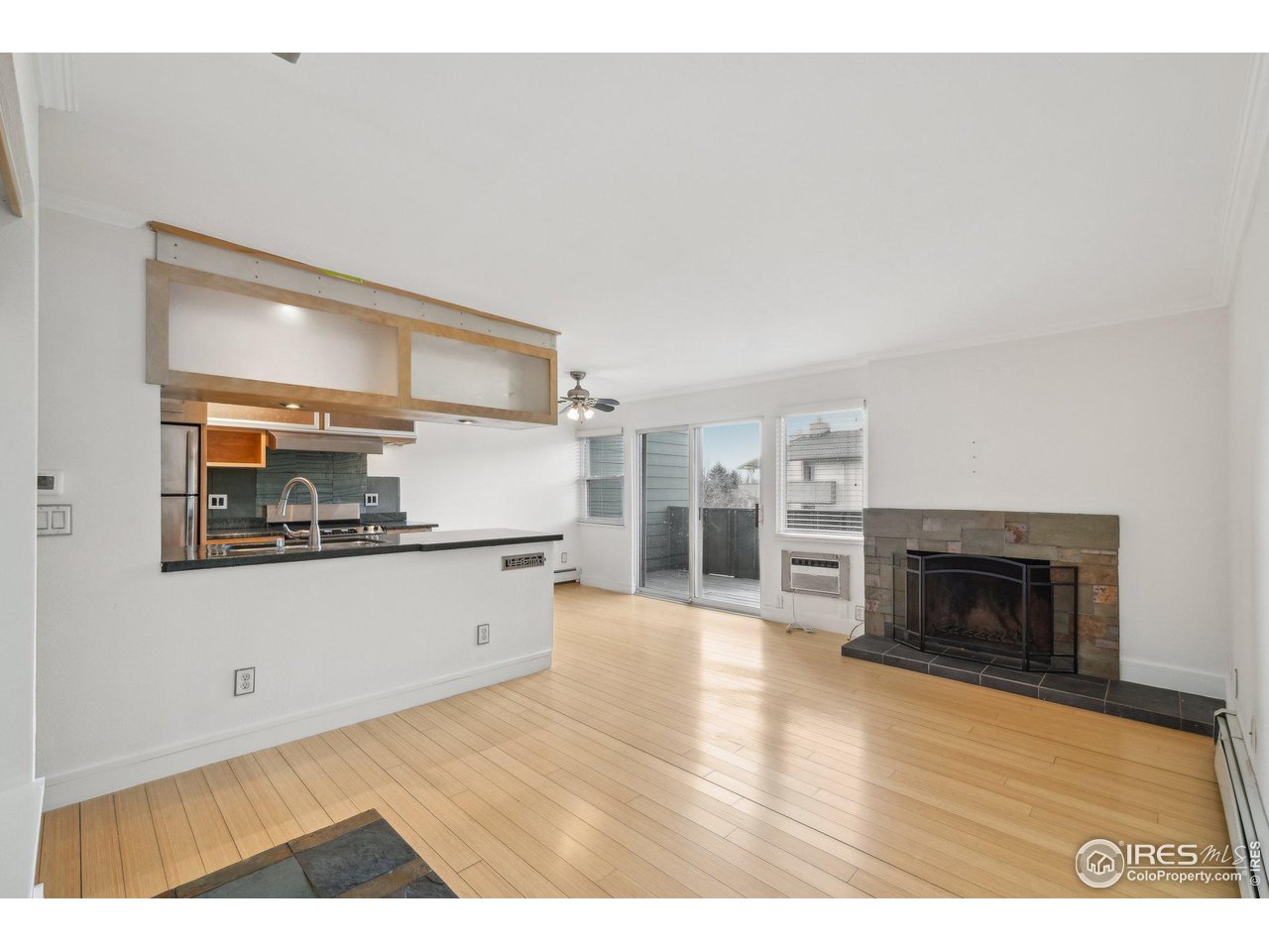 3050 Corona Trl 305-M