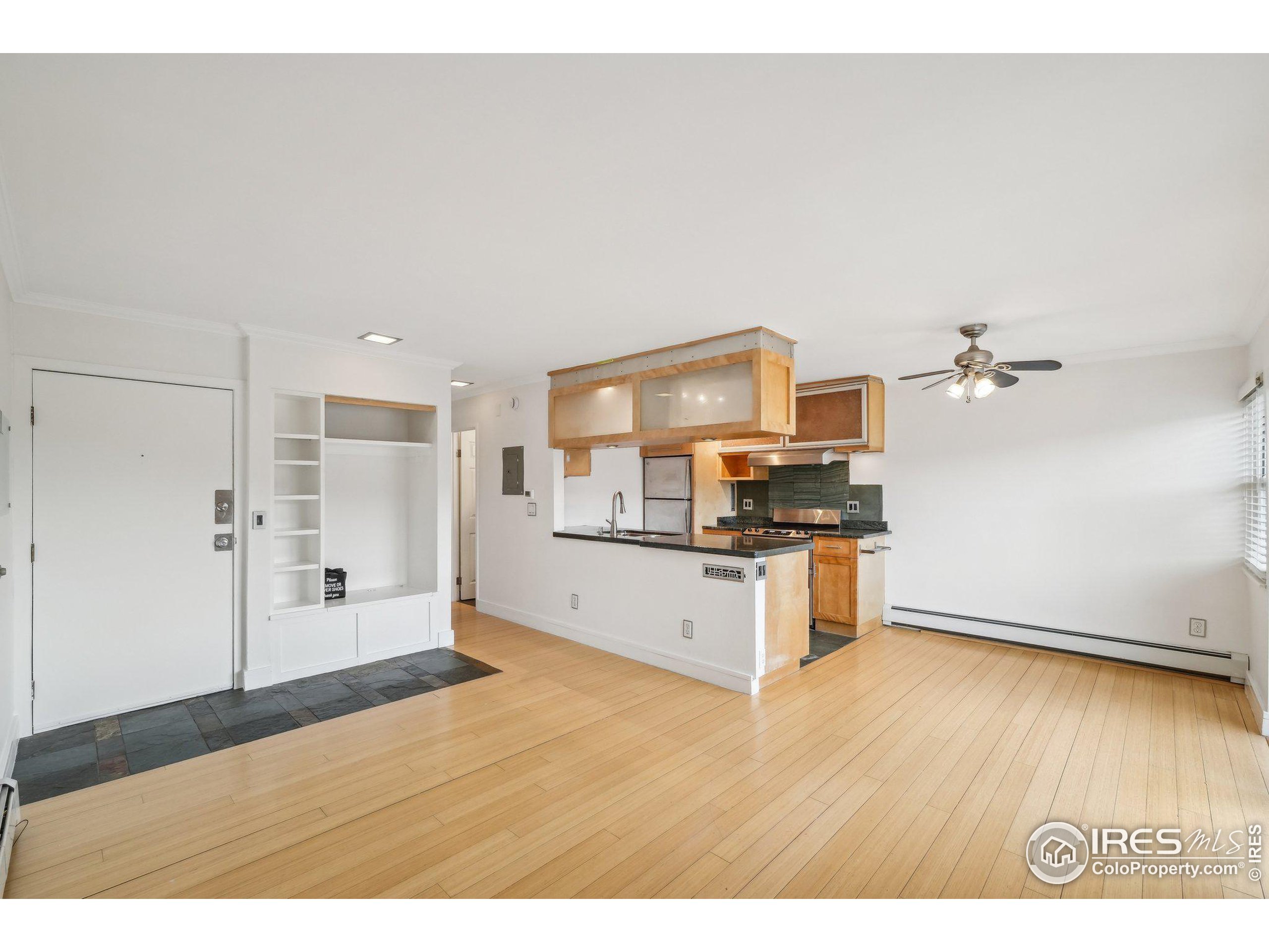 3050 Corona Trl 305-M