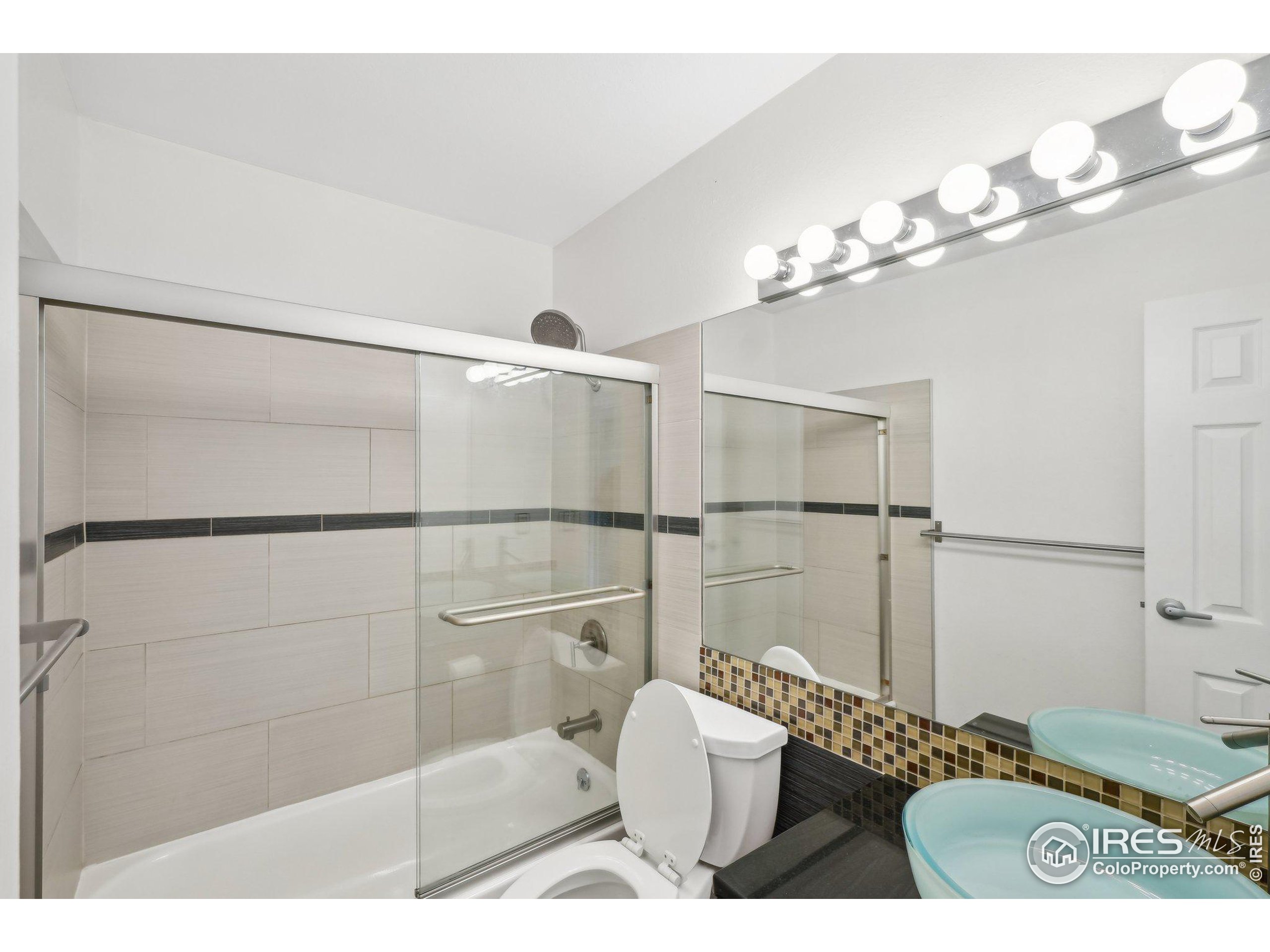 3050 Corona Trl 305-M