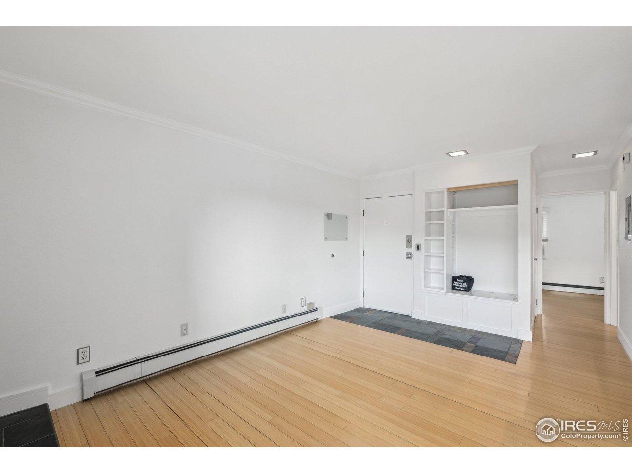 3050 Corona Trl 305-M