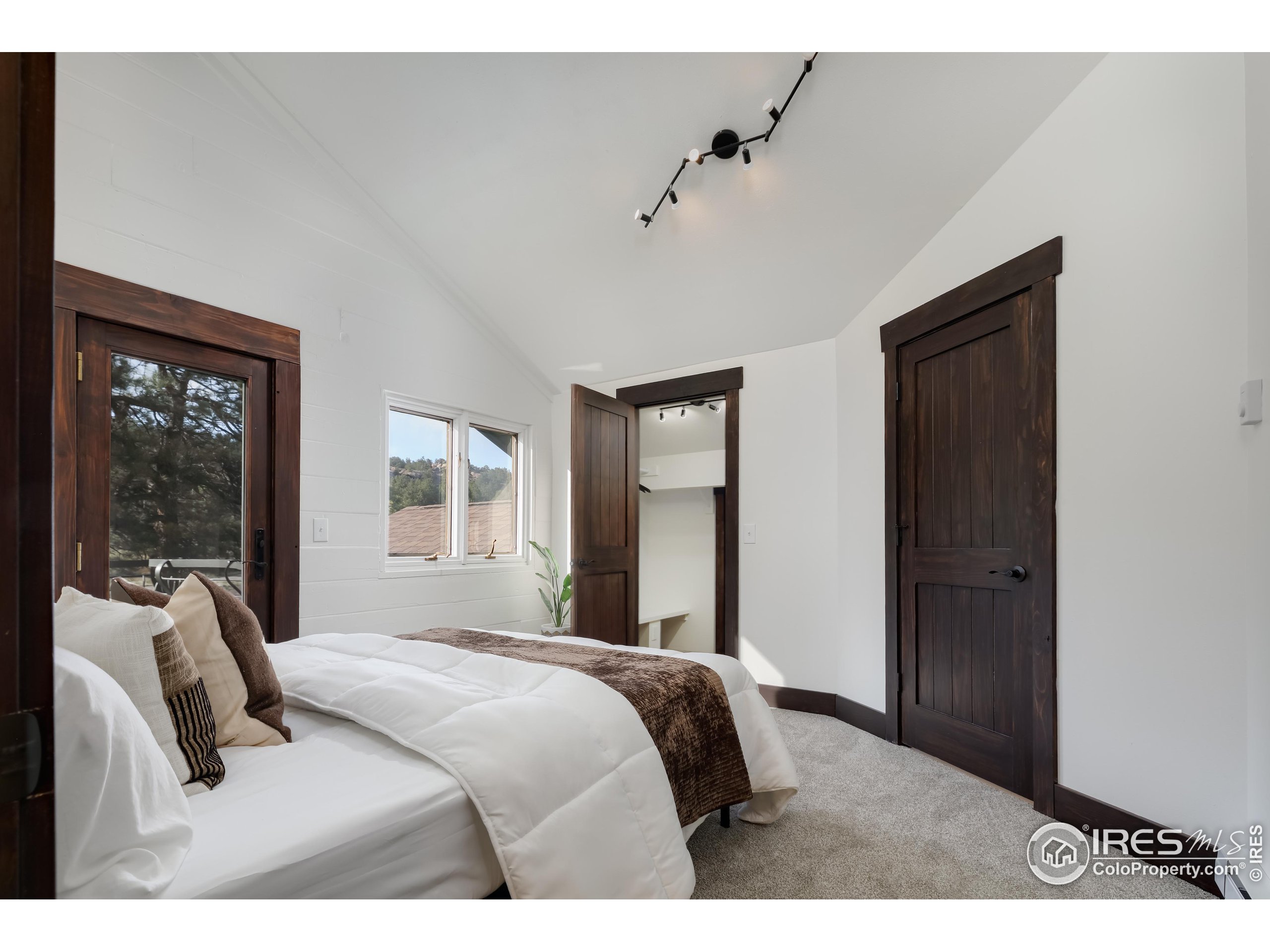 1740 Spring Gulch Dr