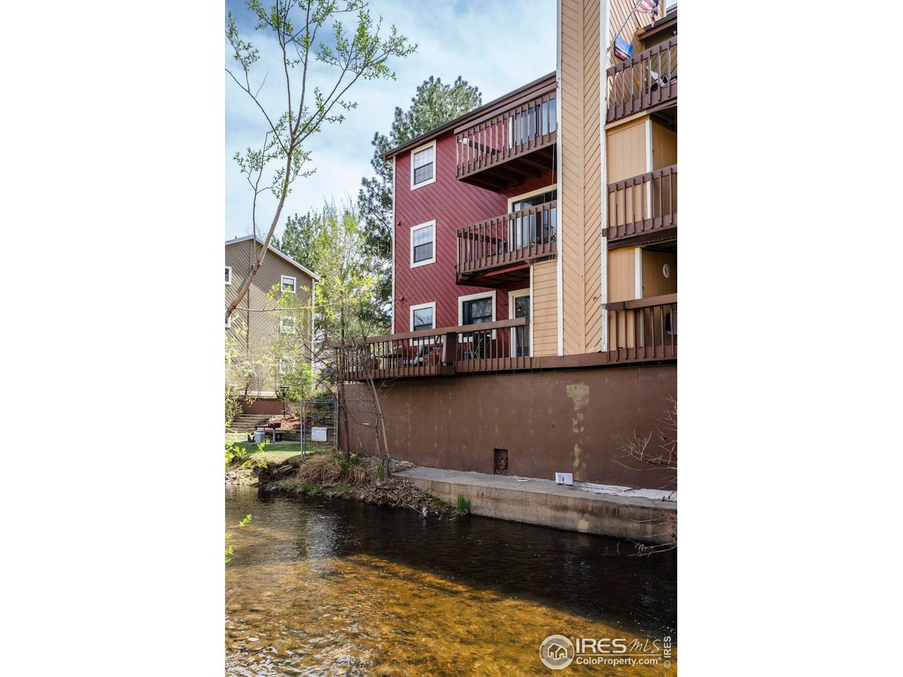 2879 Shadow Creek Dr 306