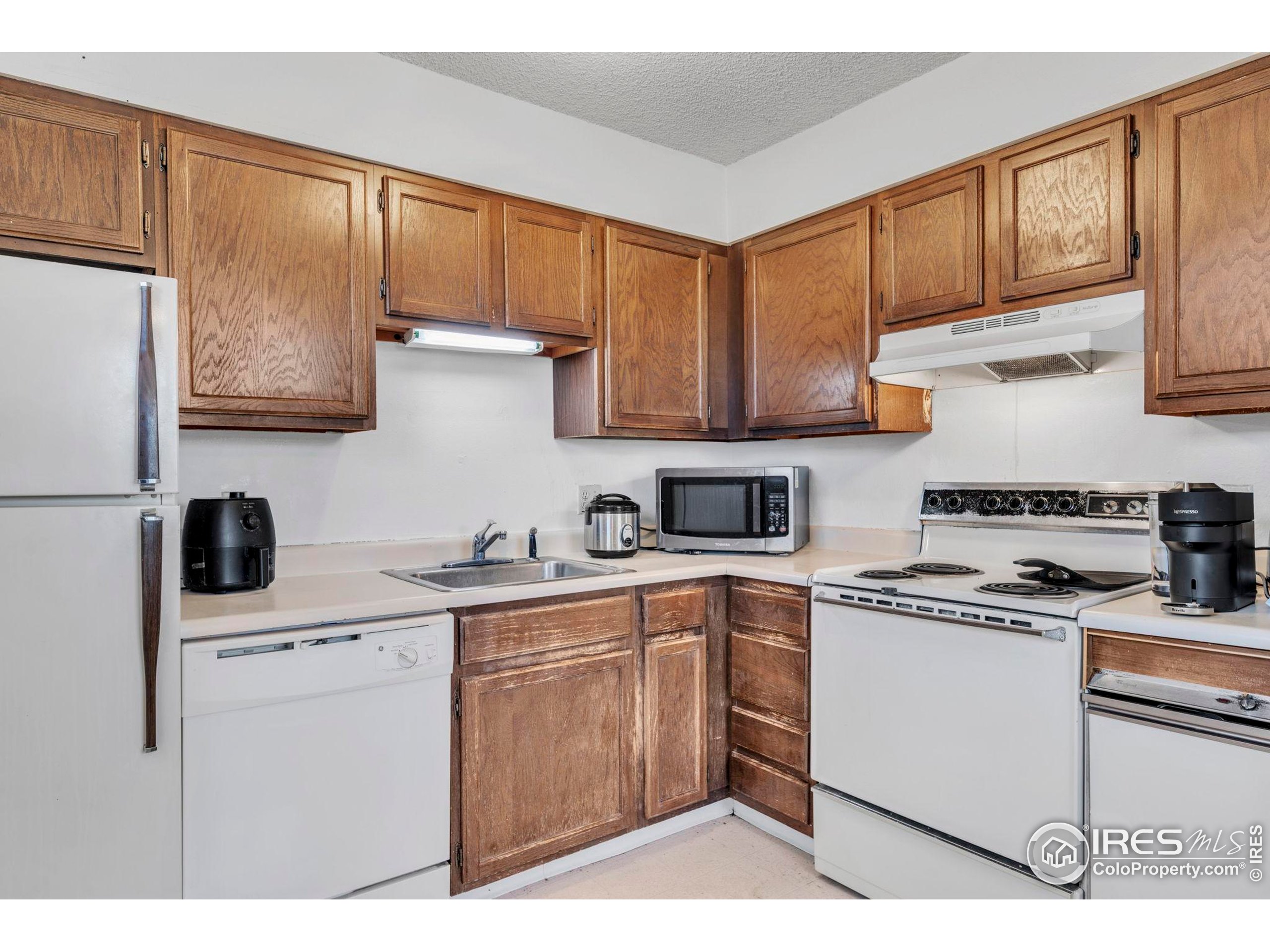 2879 Shadow Creek Dr 306