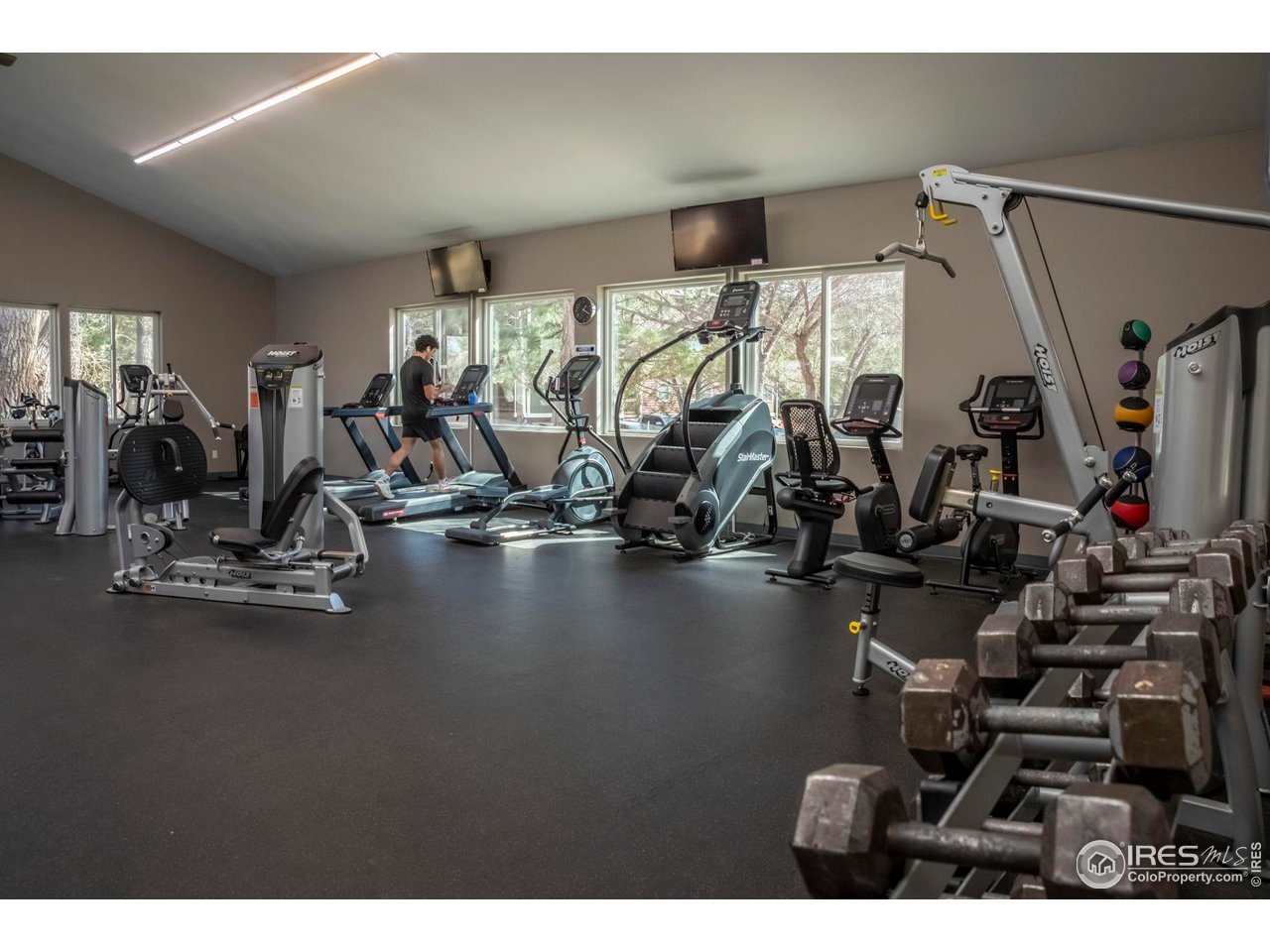 2879 Shadow Creek Dr 306