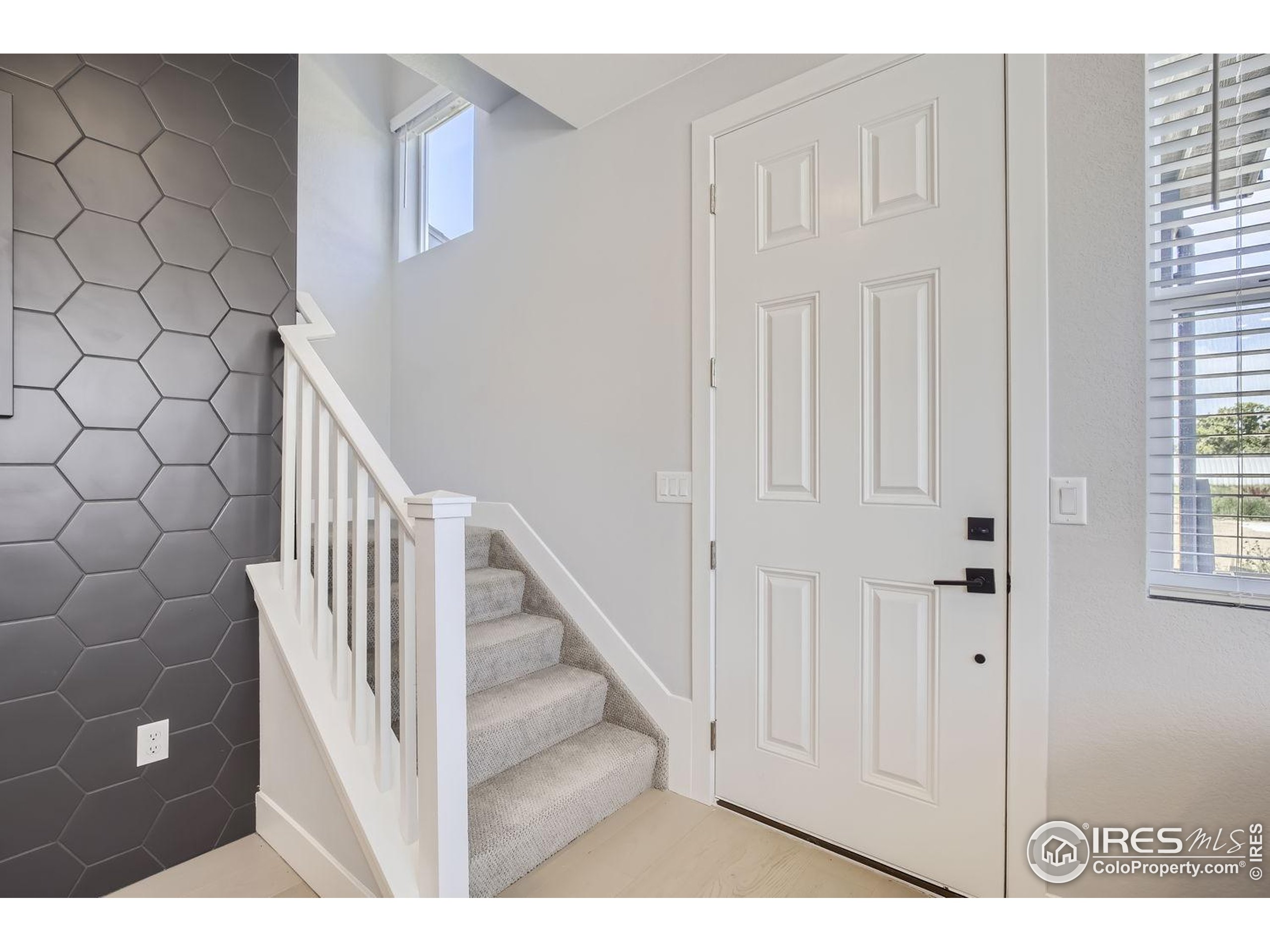 2759 Bear Springs Cir