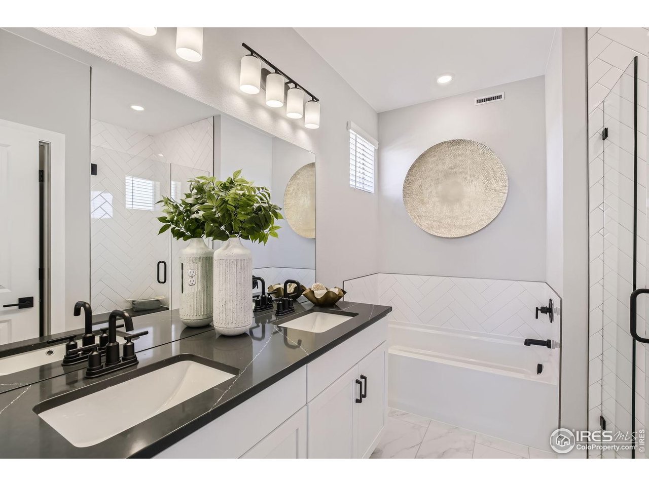 2759 Bear Springs Cir