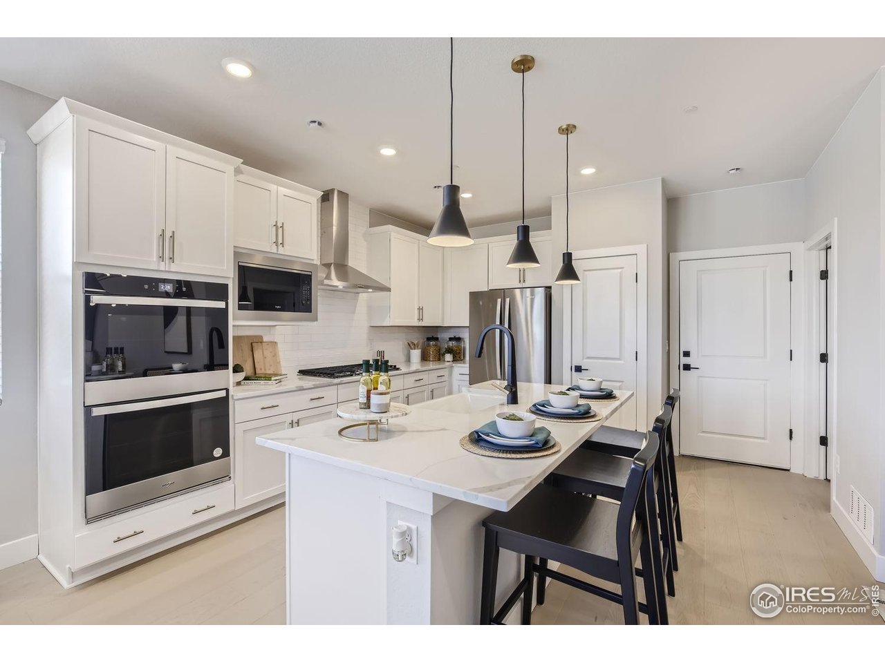 2759 Bear Springs Cir