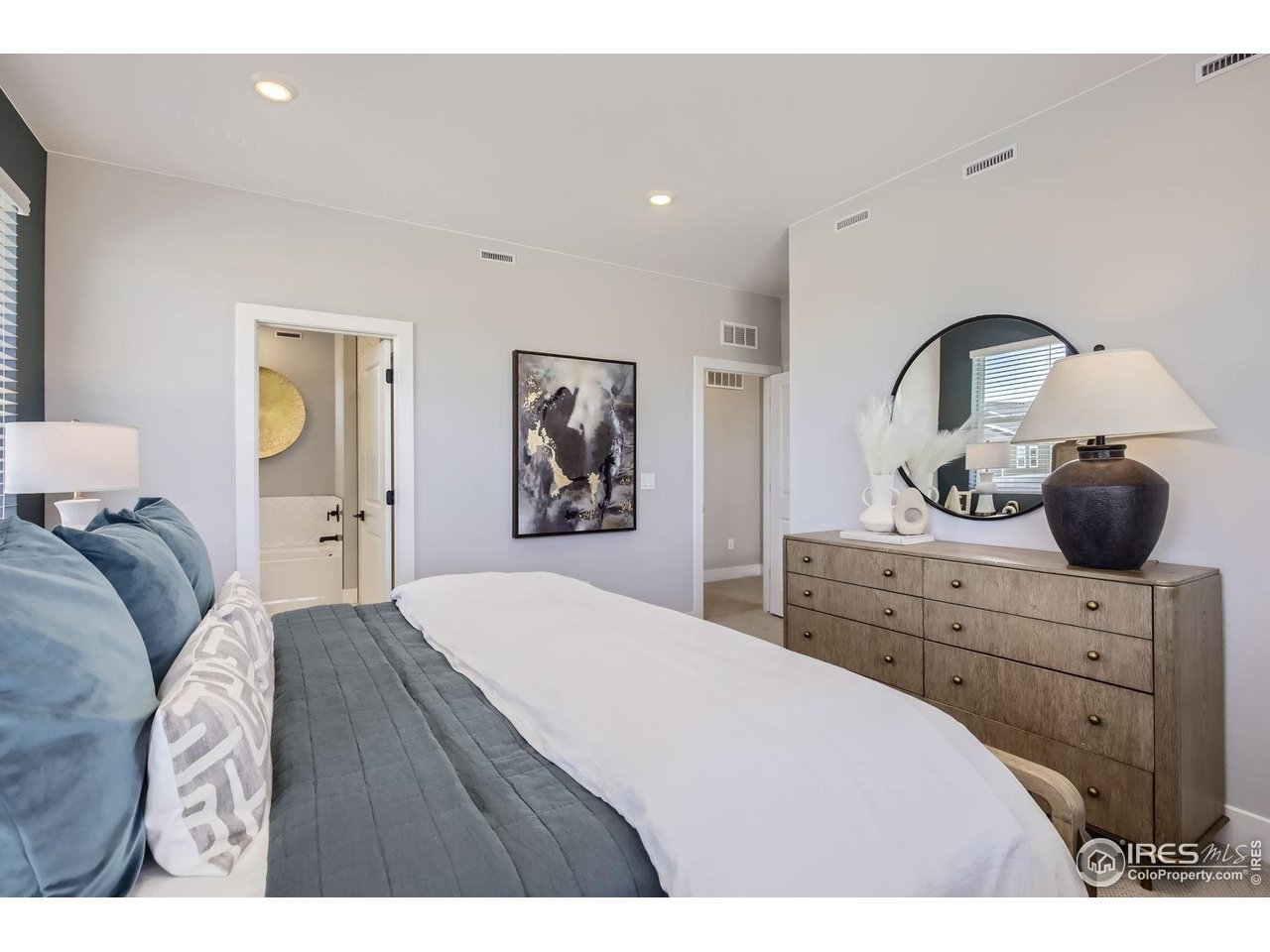 2759 Bear Springs Cir