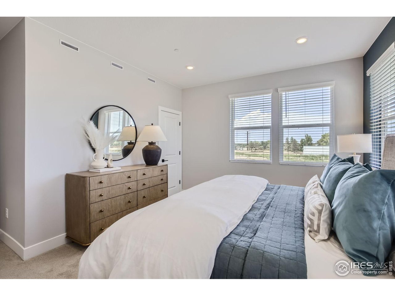 2759 Bear Springs Cir