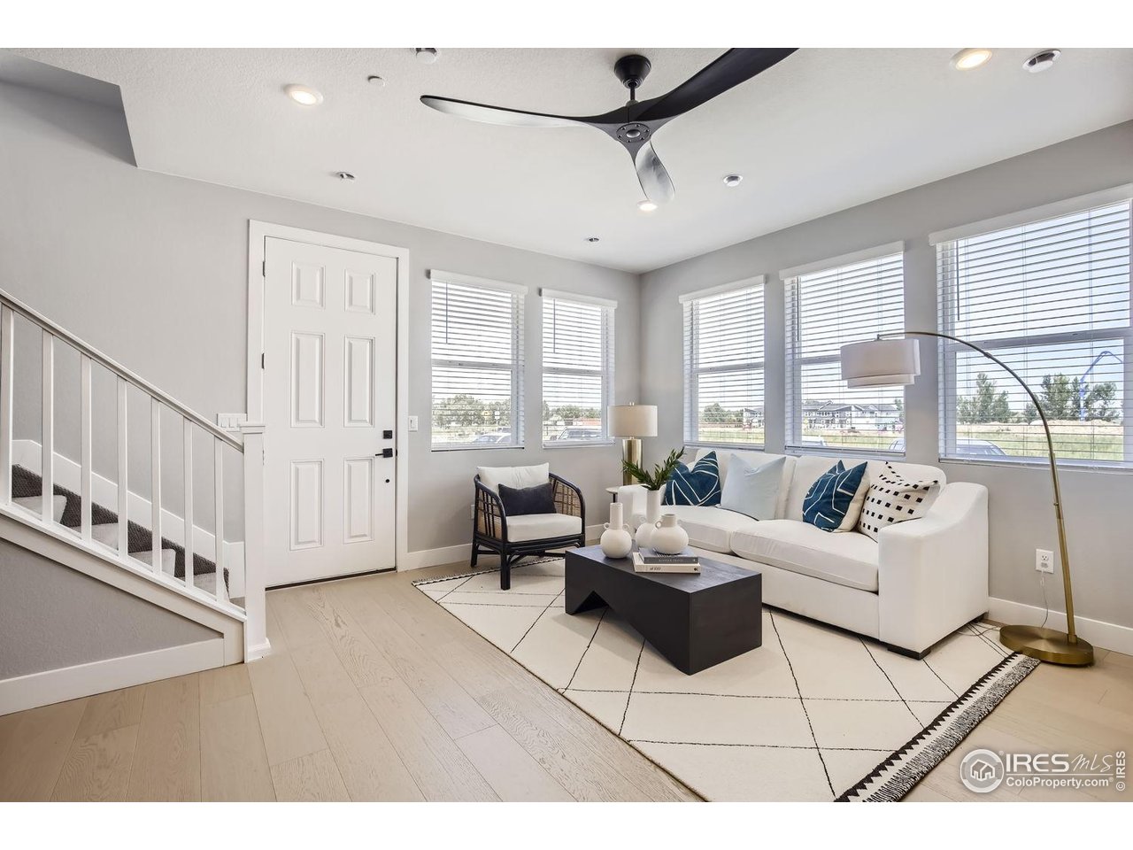 2759 Bear Springs Cir