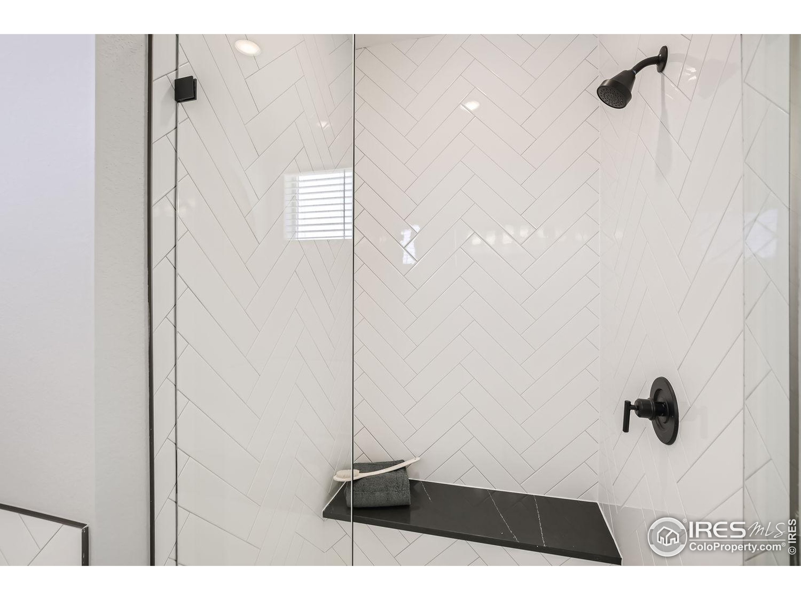 2759 Bear Springs Cir