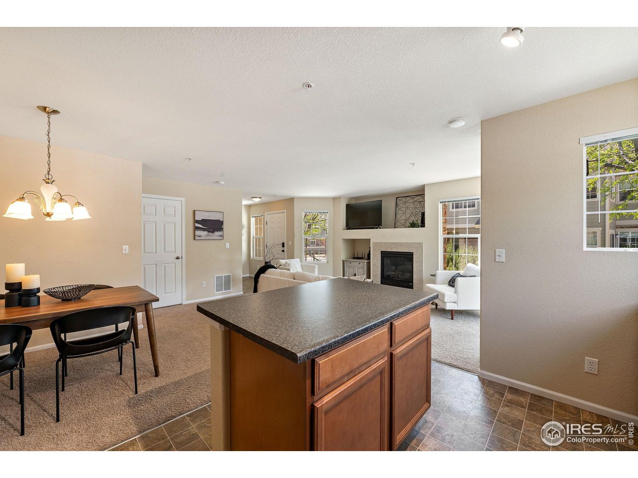 14300 Waterside Ln V1