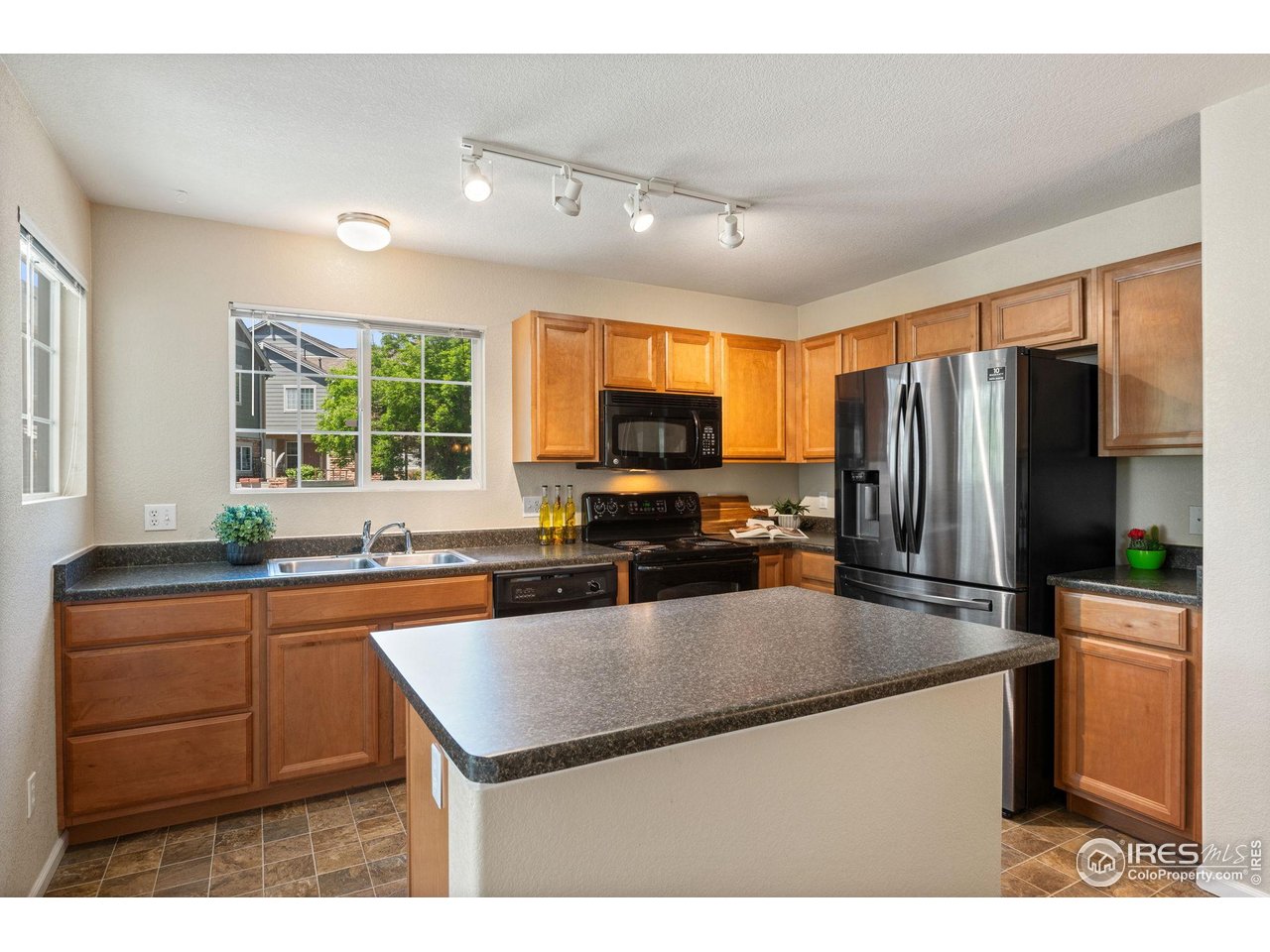 14300 Waterside Ln V1