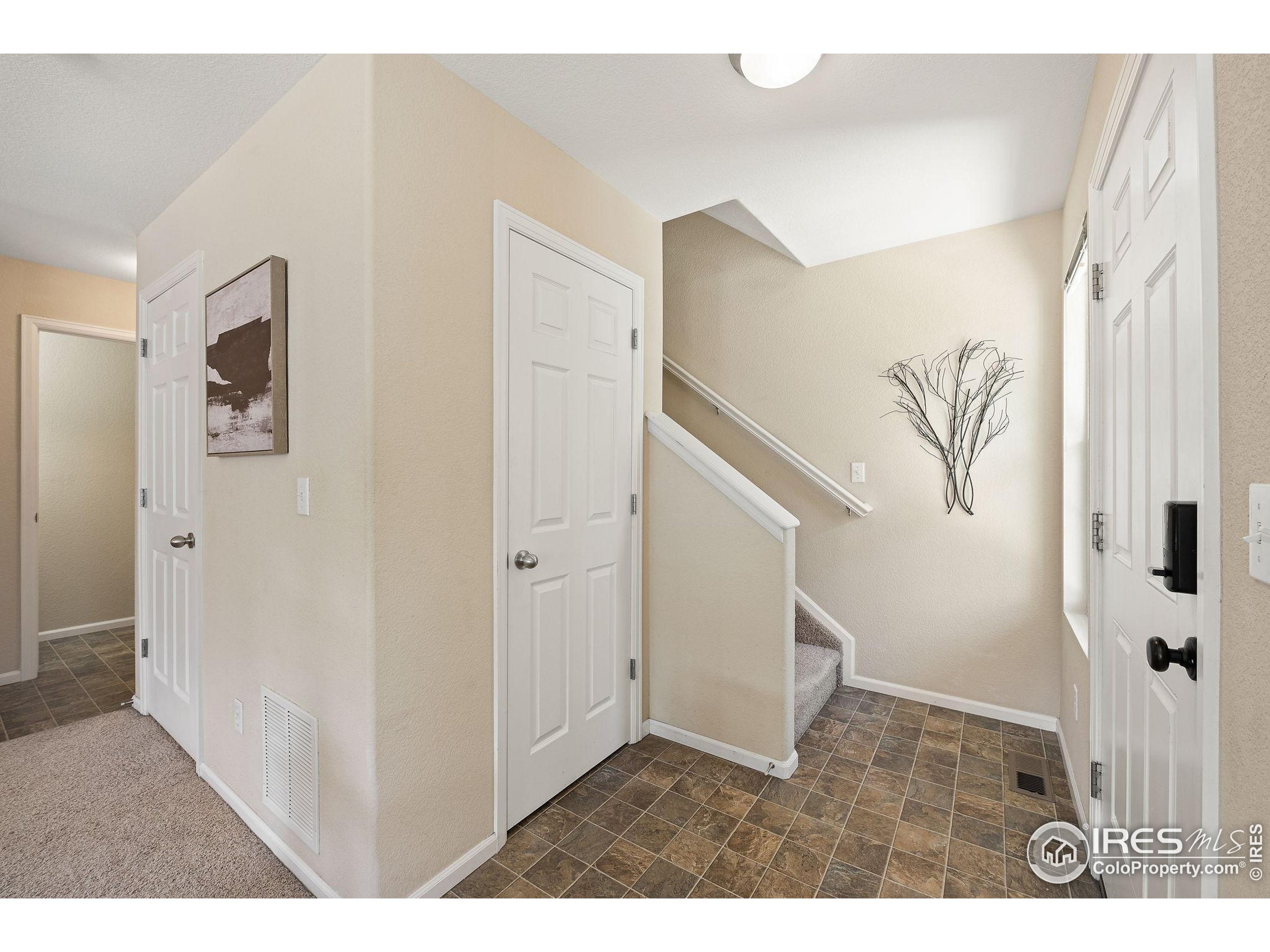 14300 Waterside Ln V1