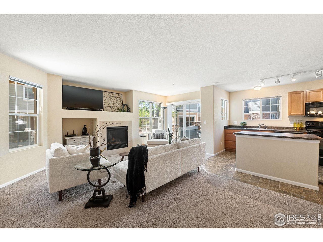 14300 Waterside Ln V1