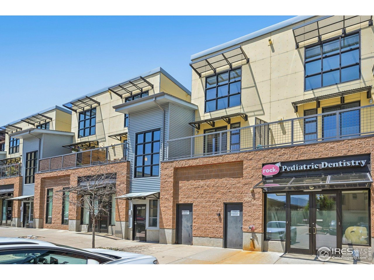 1200 Yarmouth Ave 237