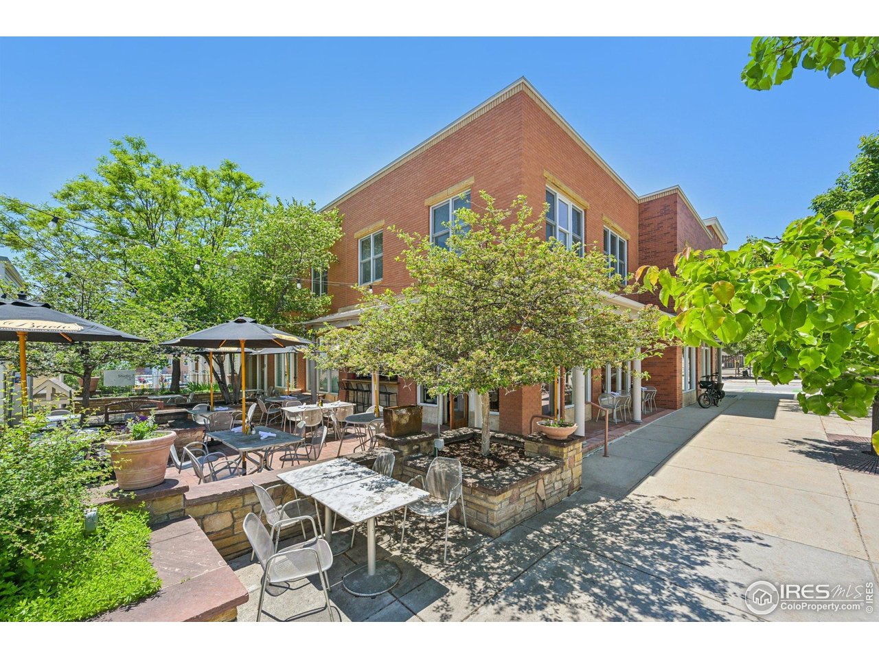 1200 Yarmouth Ave 237