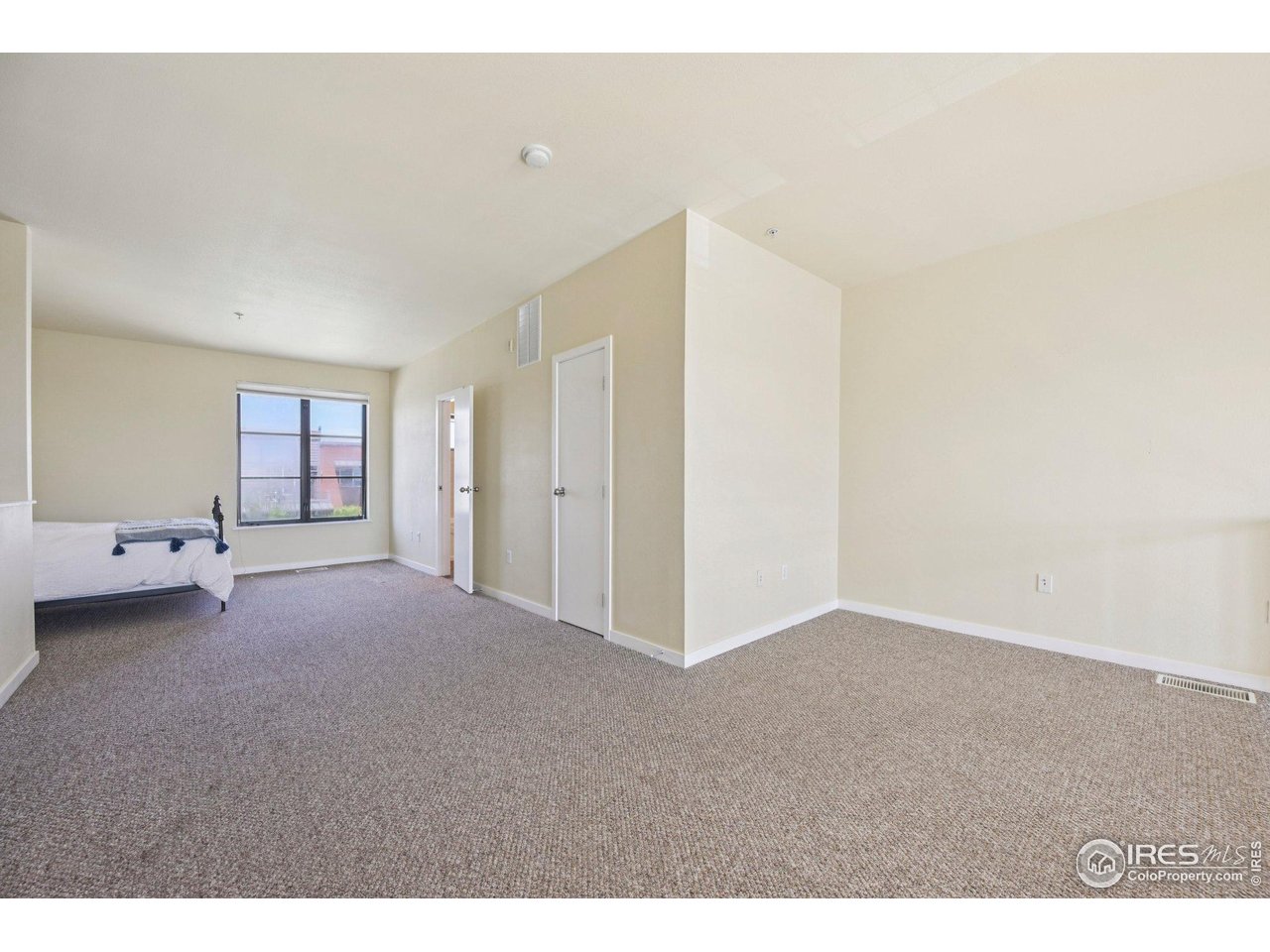 1200 Yarmouth Ave 237