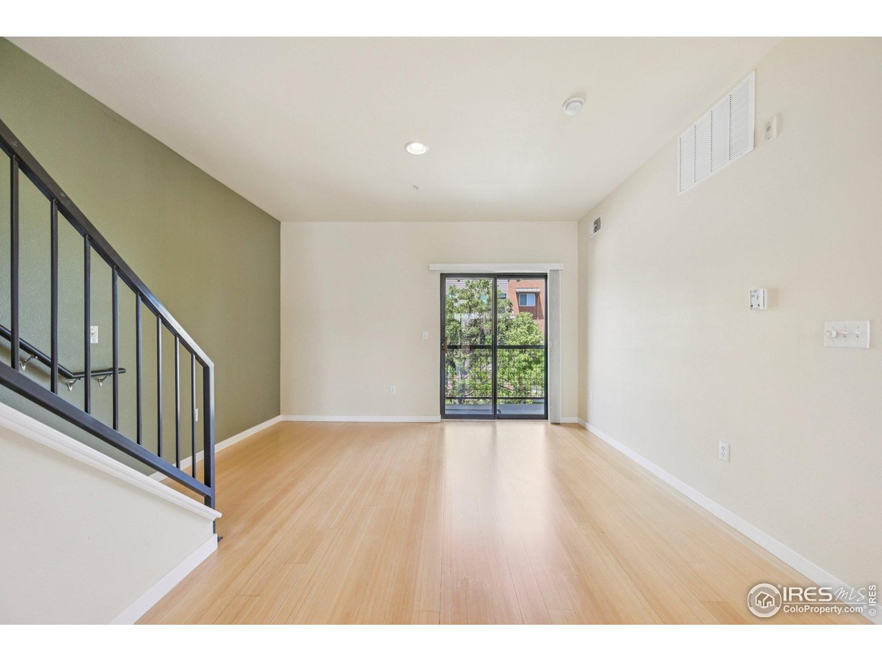 1200 Yarmouth Ave 237