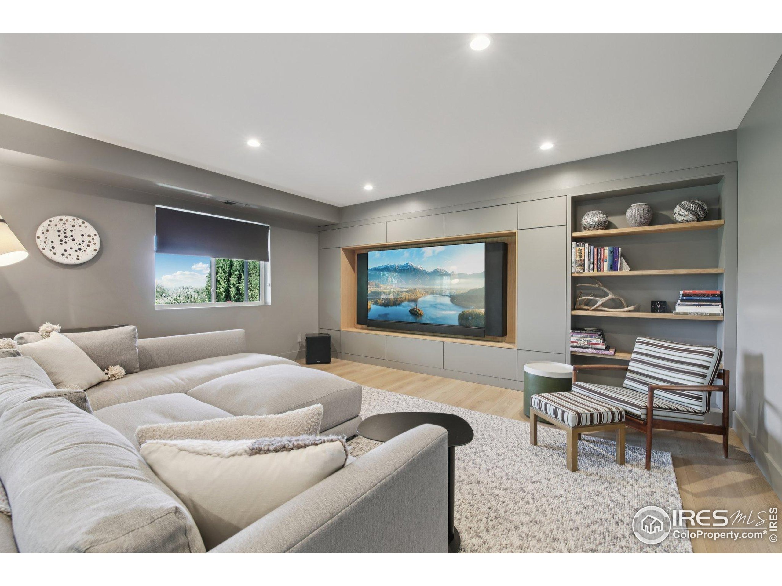 2085 Balsam Dr