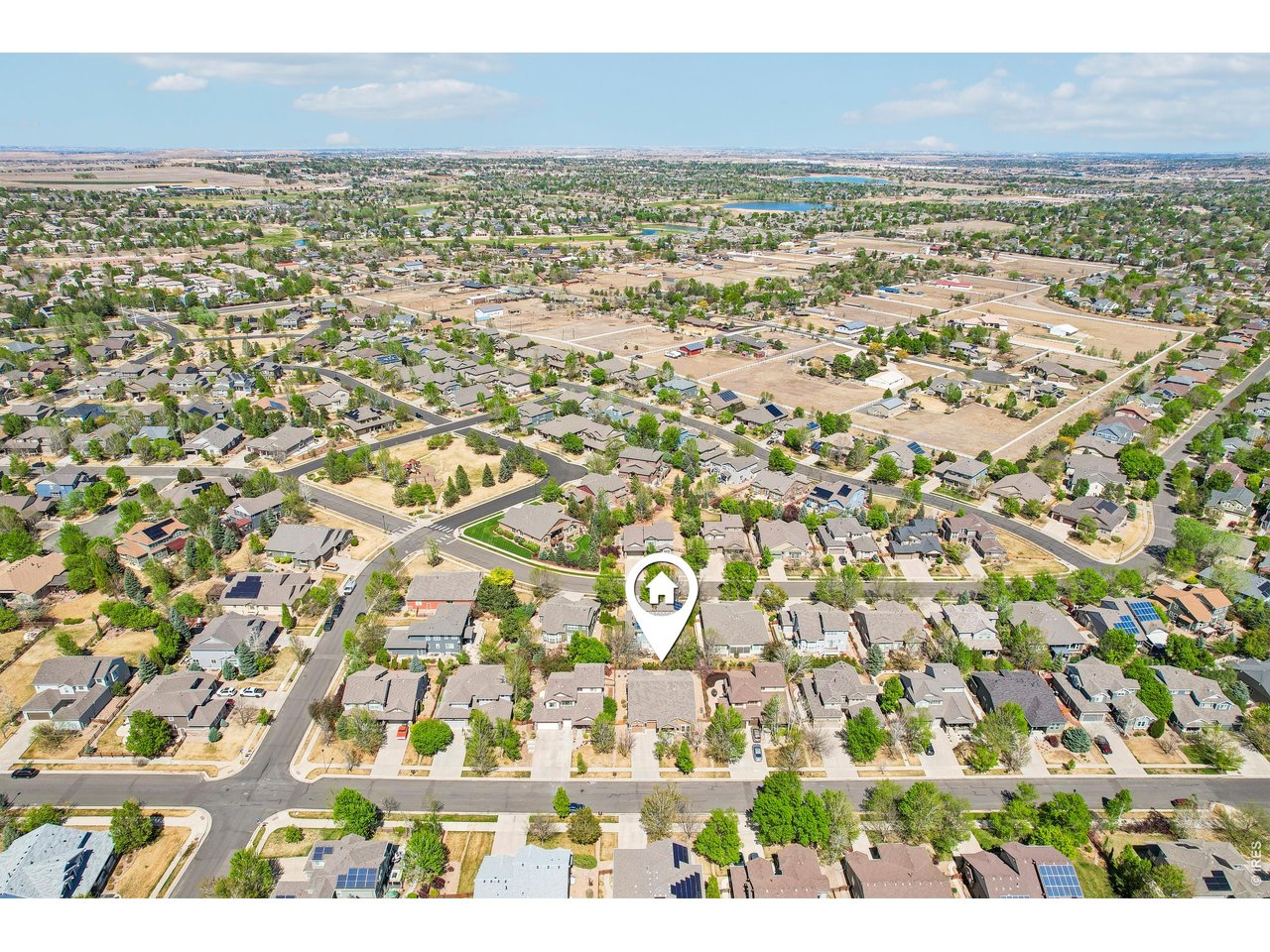 4553 Red Deer Trl