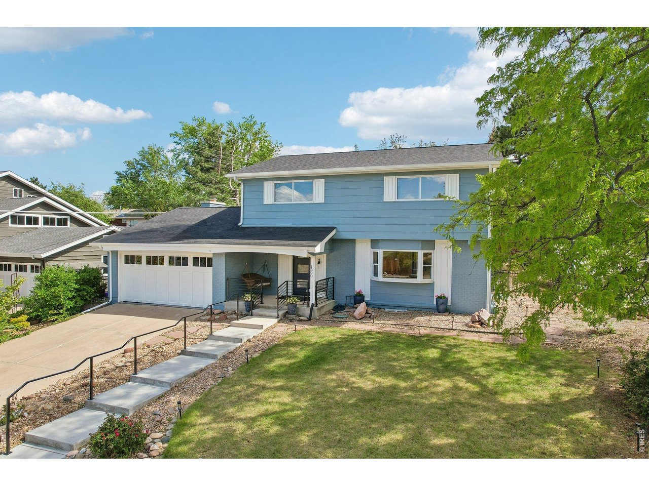1590 Findlay Way