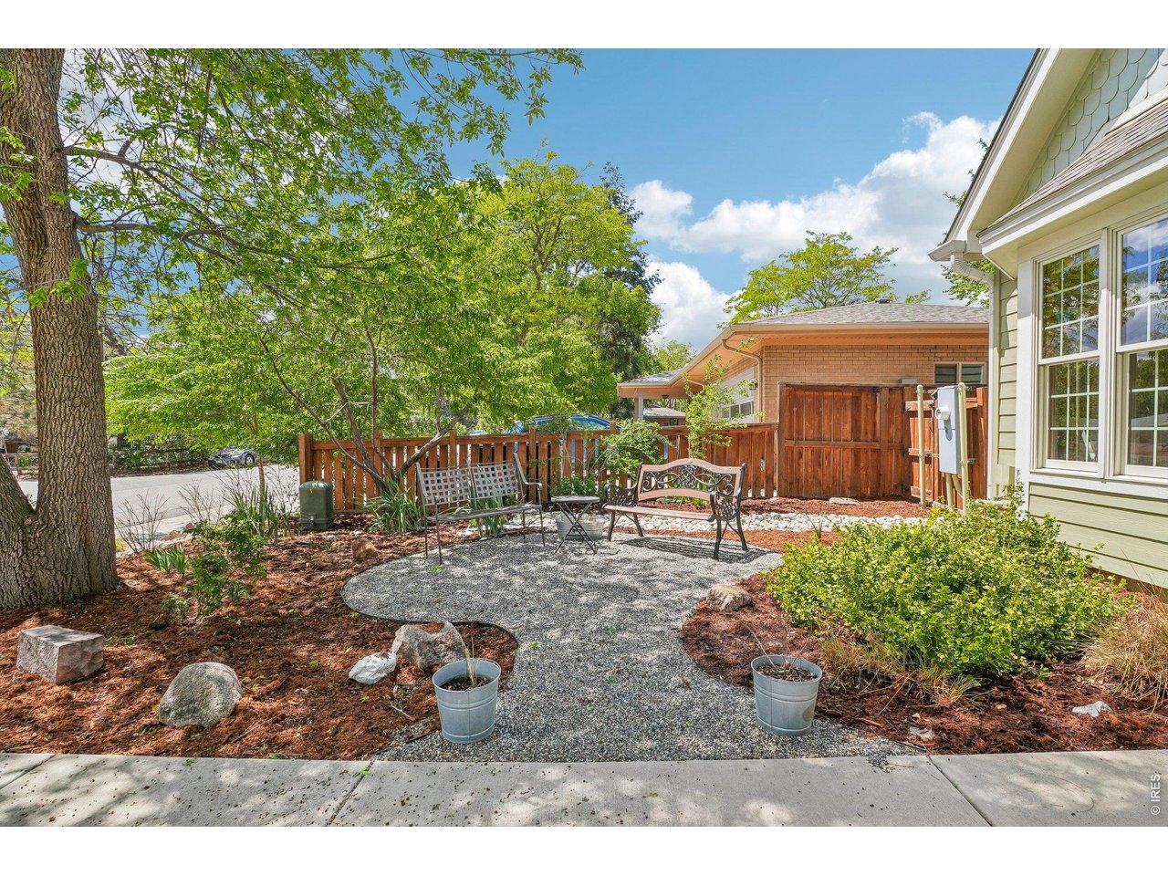 271 Kimbark St