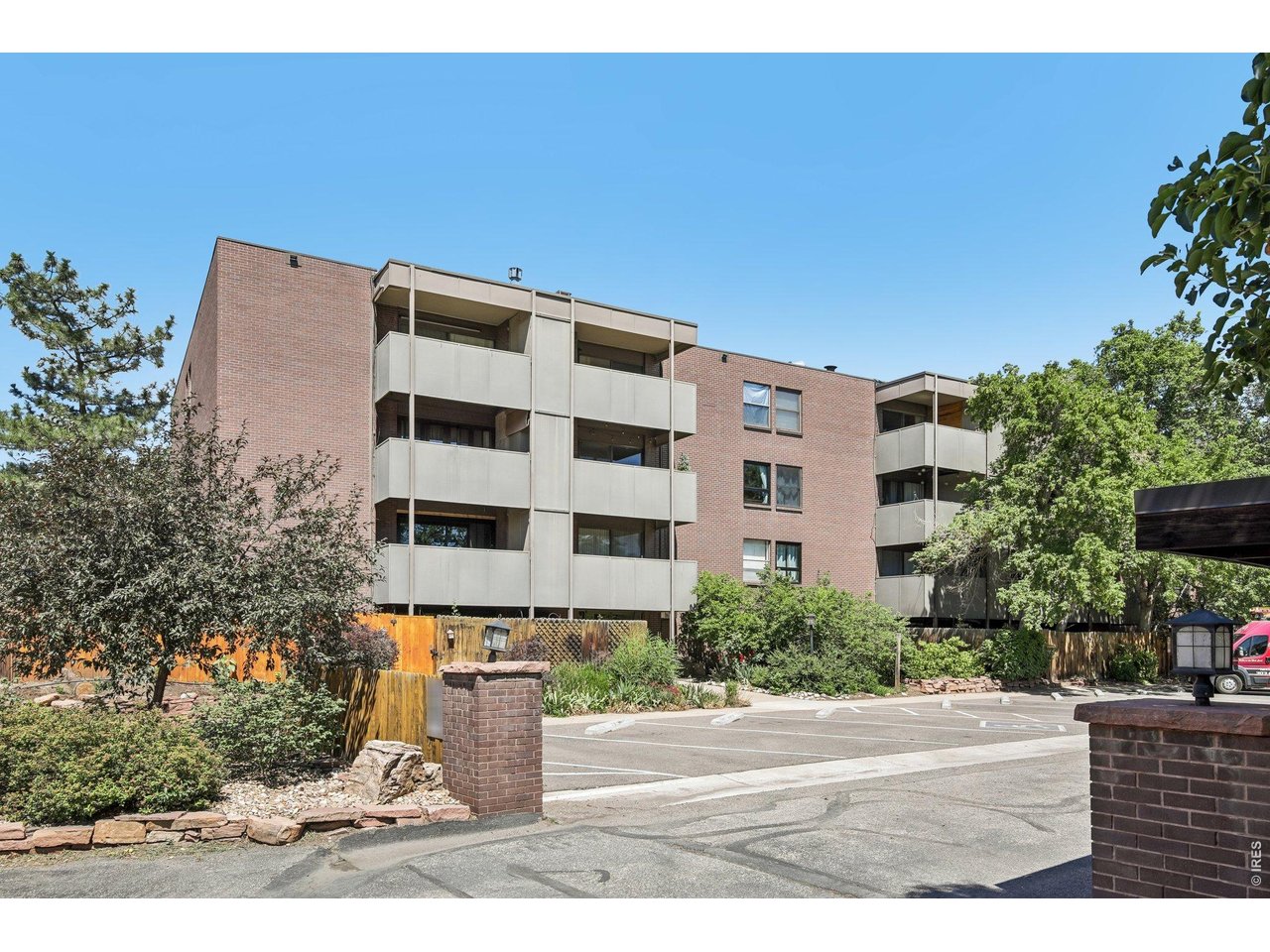 2227 Canyon Blvd 212A