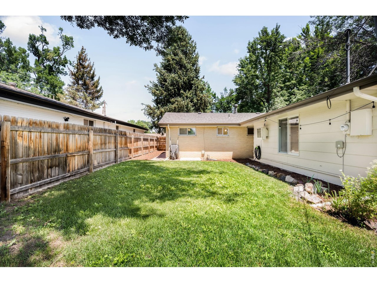 1417 Sharpe Pl