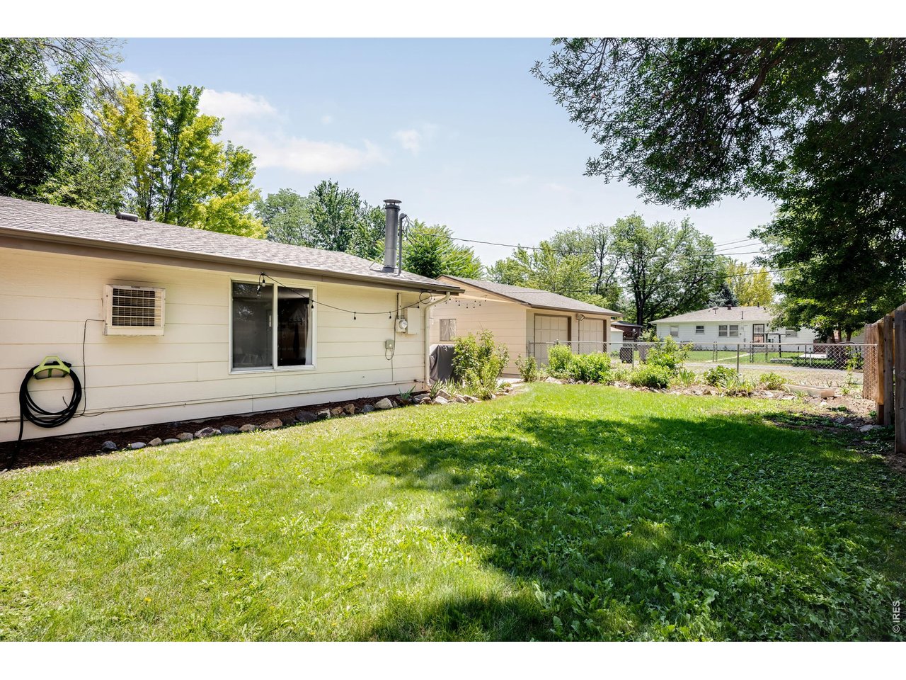 1417 Sharpe Pl