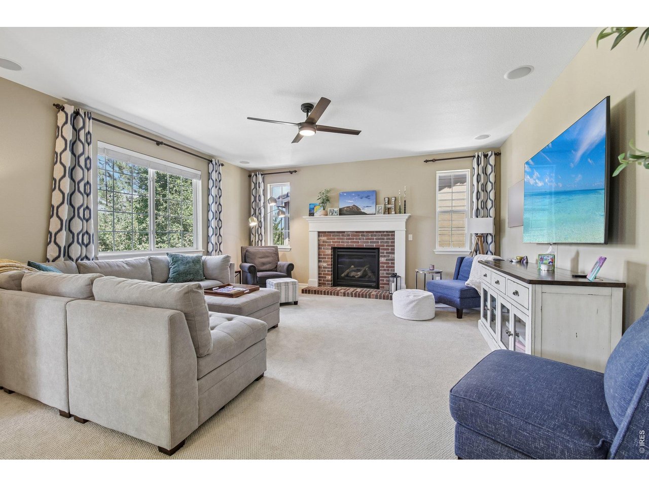 1413 Graham Cir