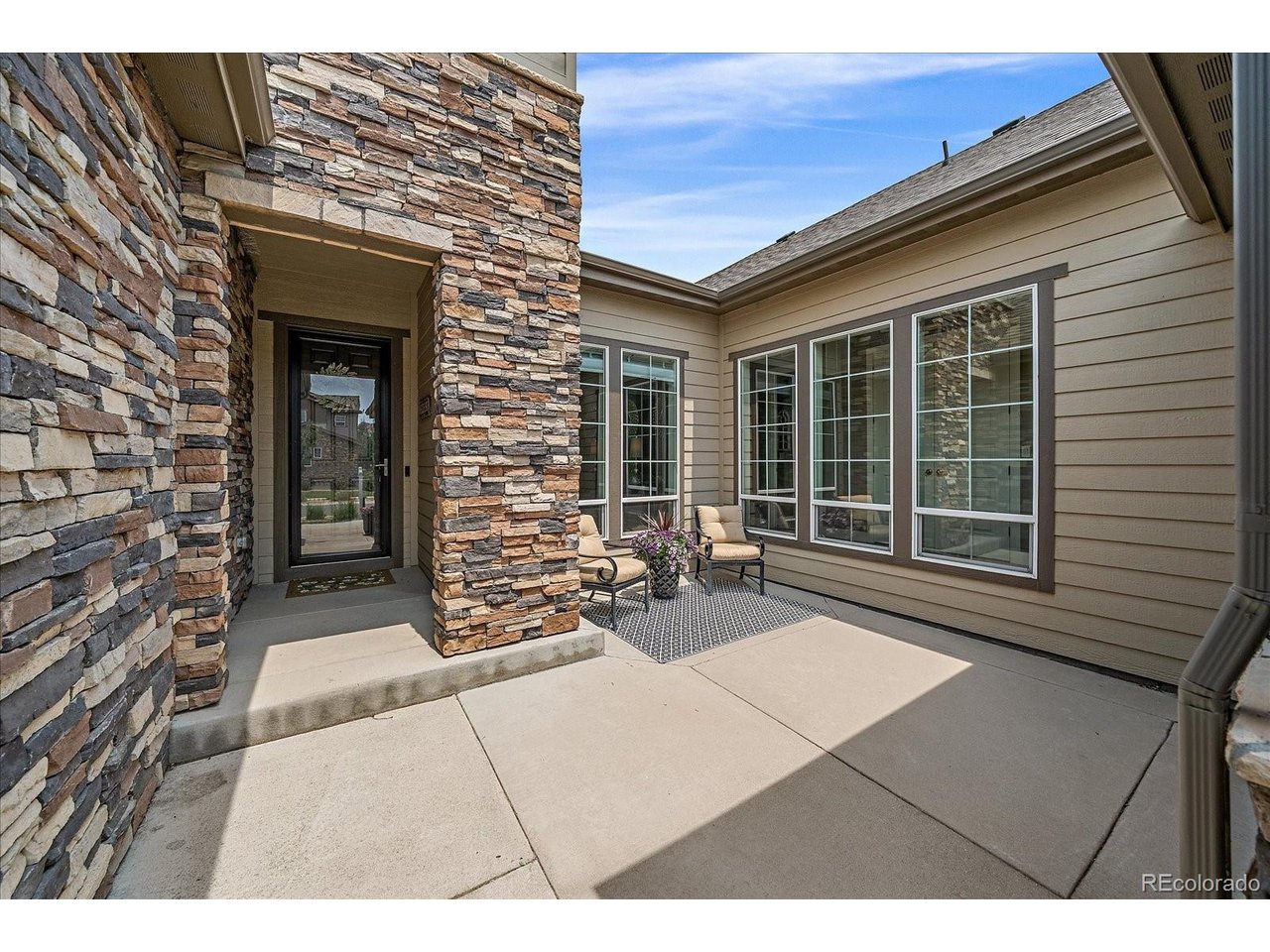 19661 W 95th Pl