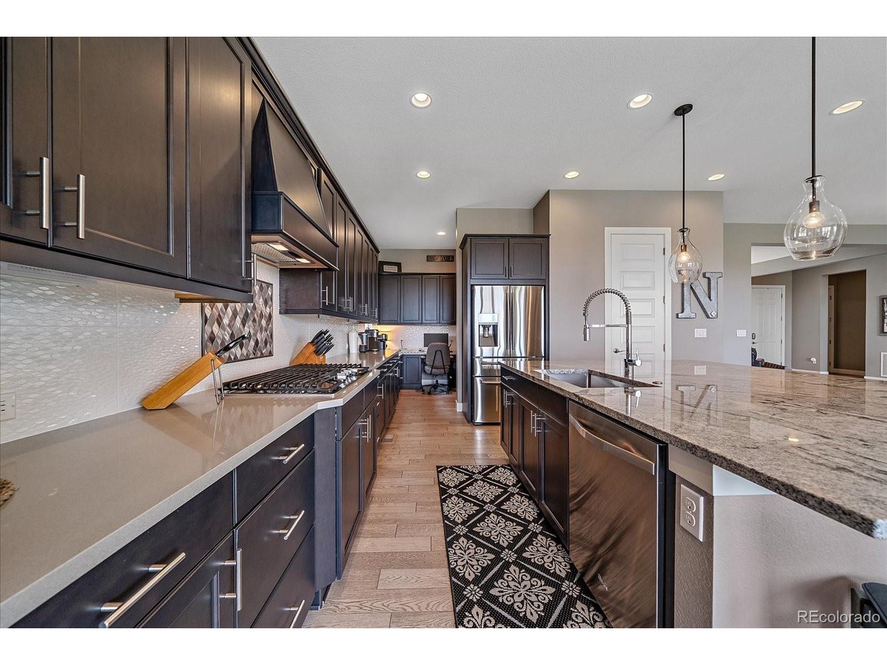 19661 W 95th Pl