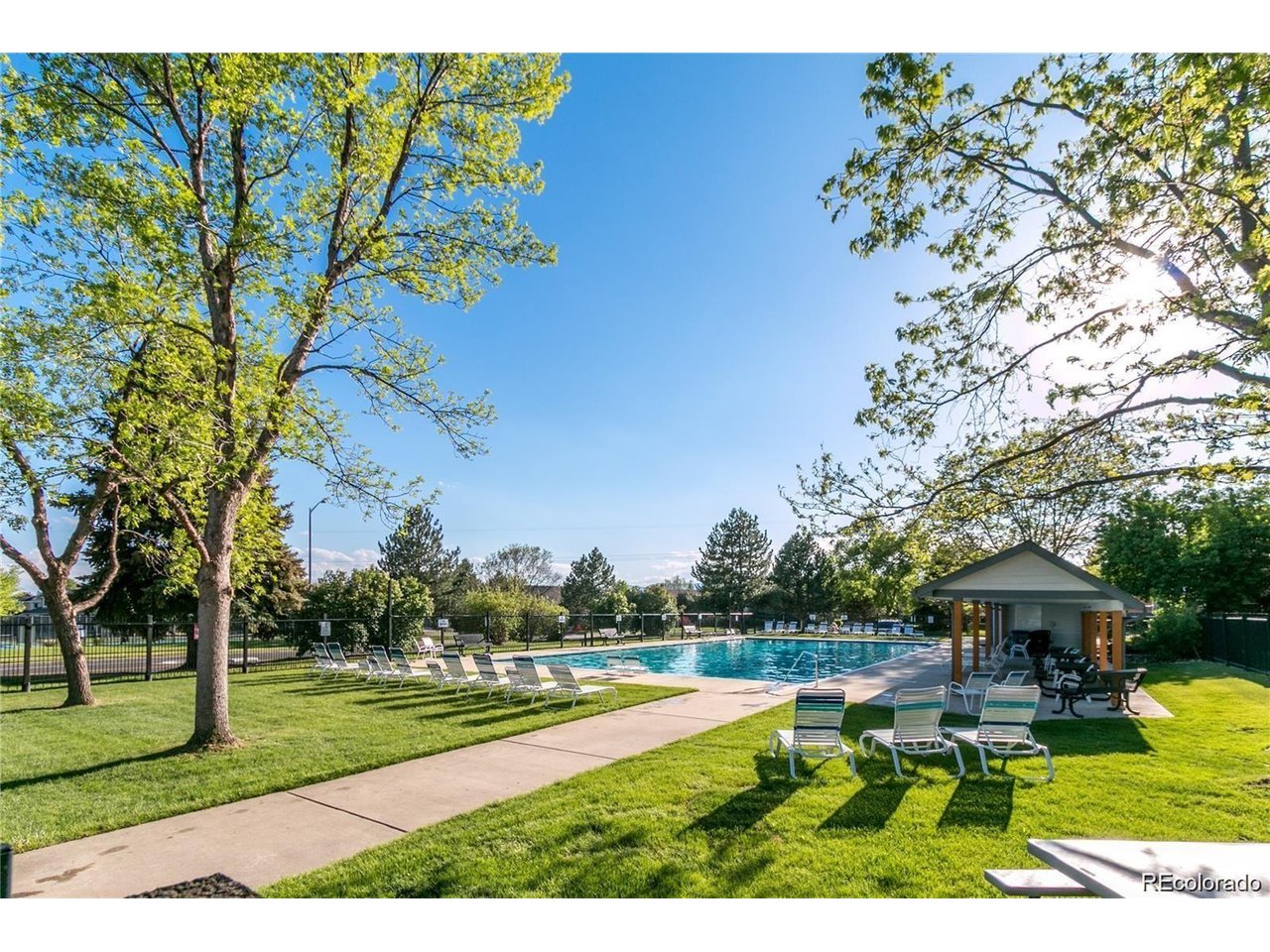2248 Mariner Dr