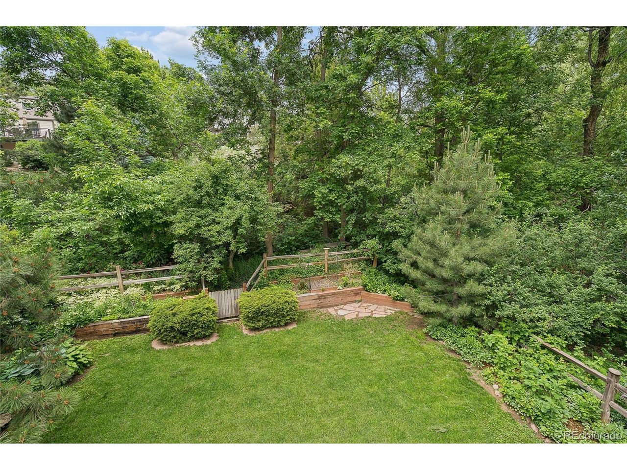299 Spruce Ct