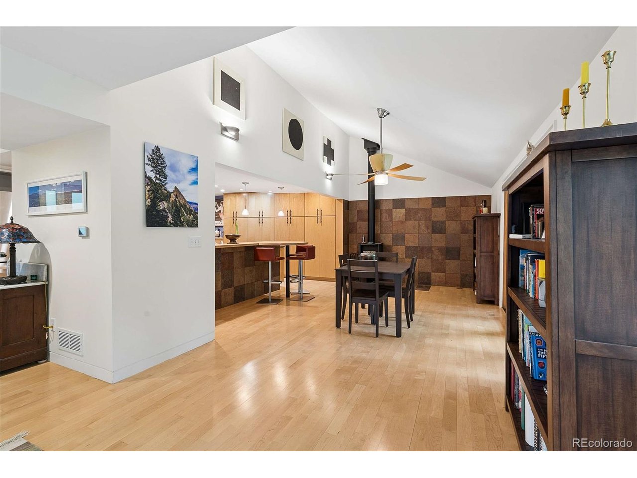 299 Spruce Ct
