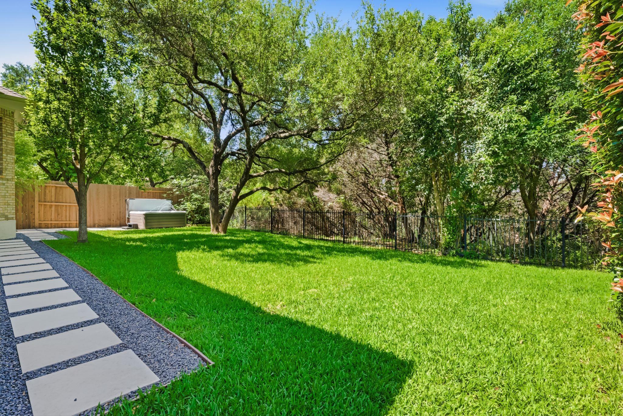 2508 Lipizzan DR