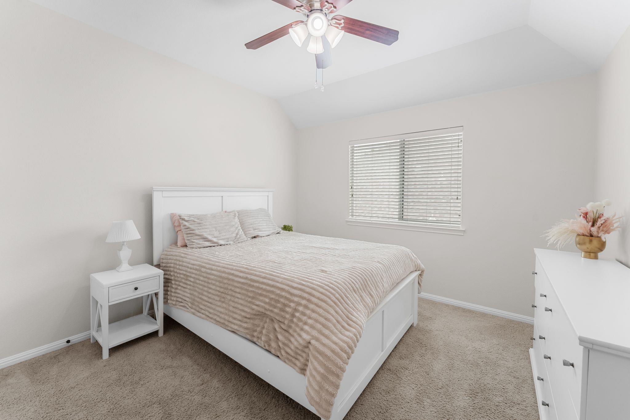 2508 Lipizzan DR