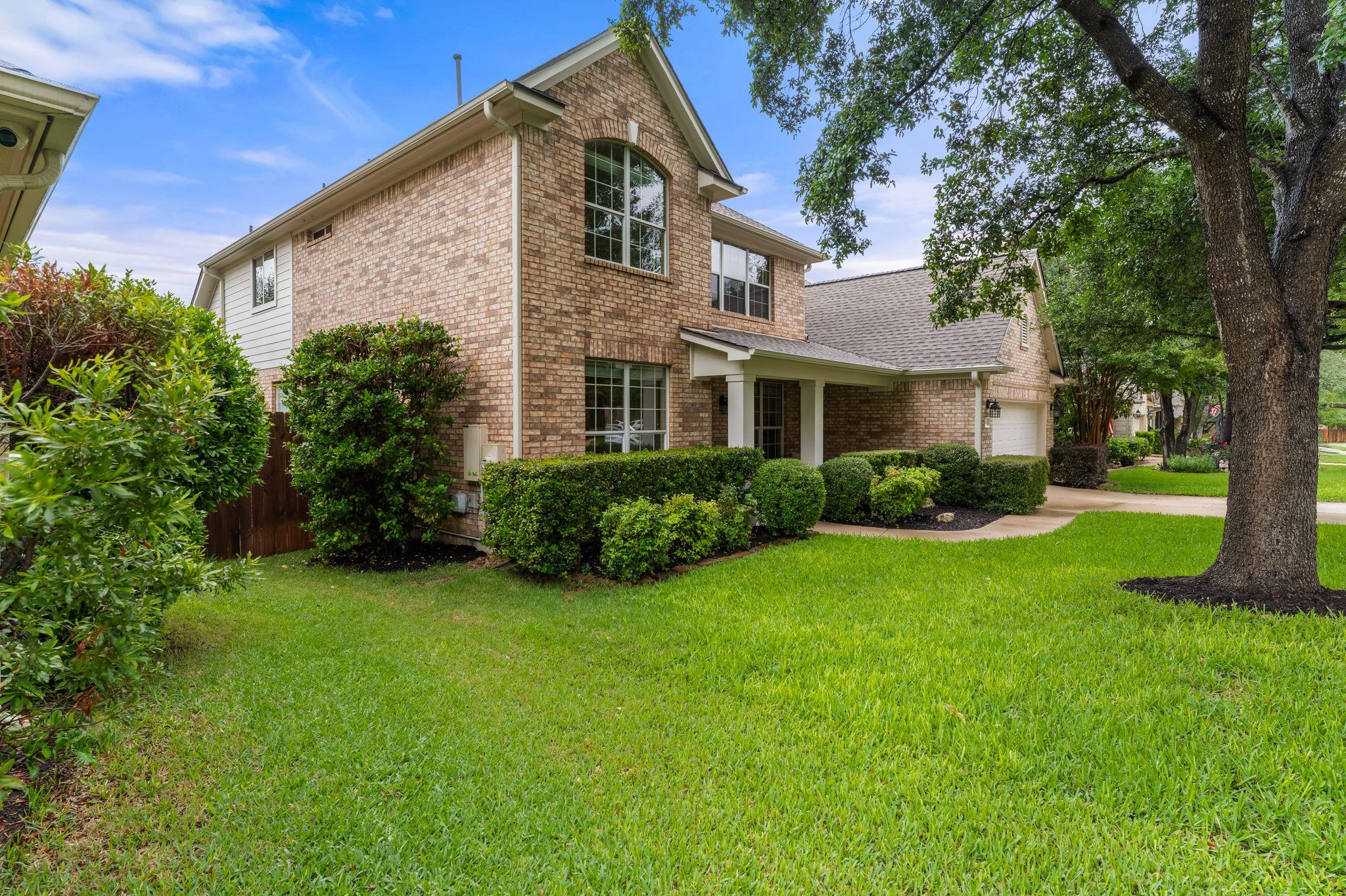 2508 Lipizzan DR